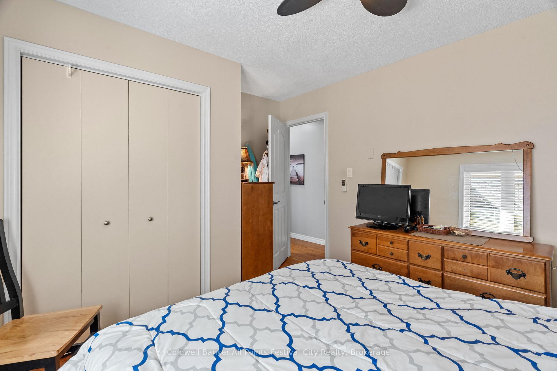Photo 19 of 212 Bennett Street E, Goderich, Goderich (Town) — HOMEH