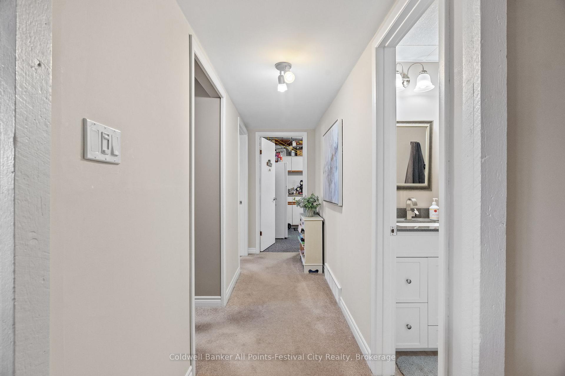 Photo 23 of 212 Bennett Street E, Goderich, Goderich (Town) — HOMEH