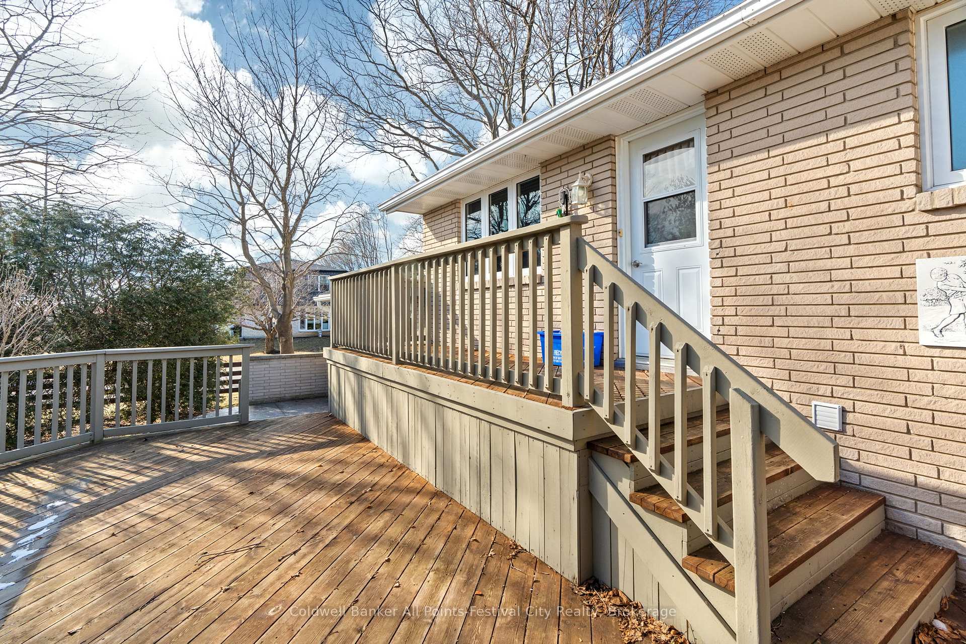 Photo 29 of 212 Bennett Street E, Goderich, Goderich (Town) — HOMEH