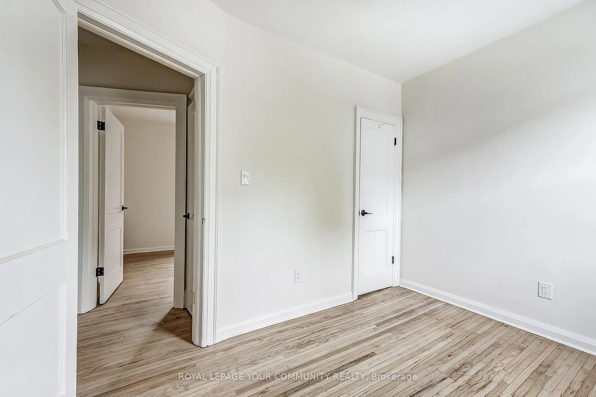 Photo 15 of Unit 1, 44 Wineva Avenue, Toronto, The Beaches — HOMEH