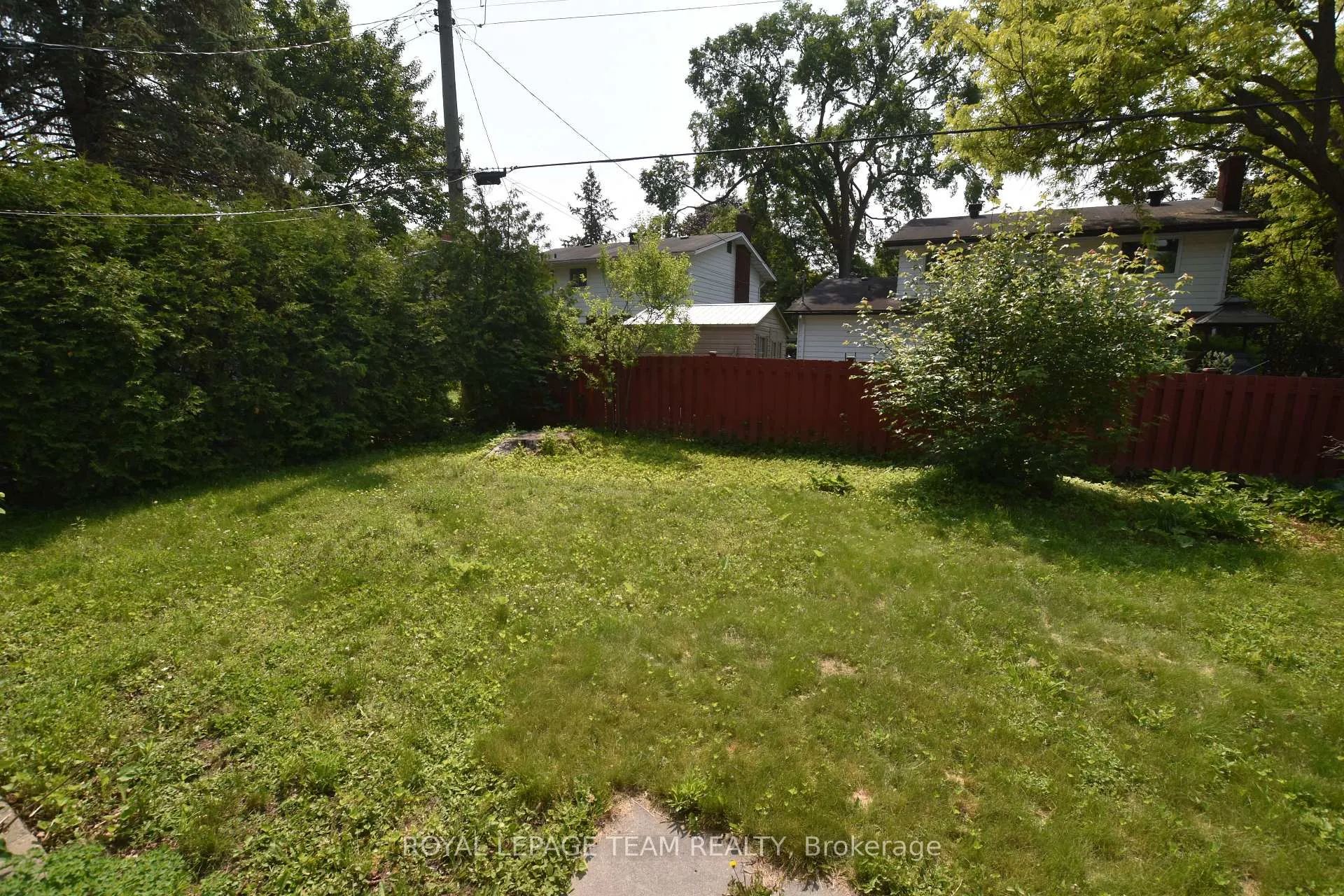 Photo 22 of 910 Garwood Avenue, Ottawa, Riverside Park South — HOMEH