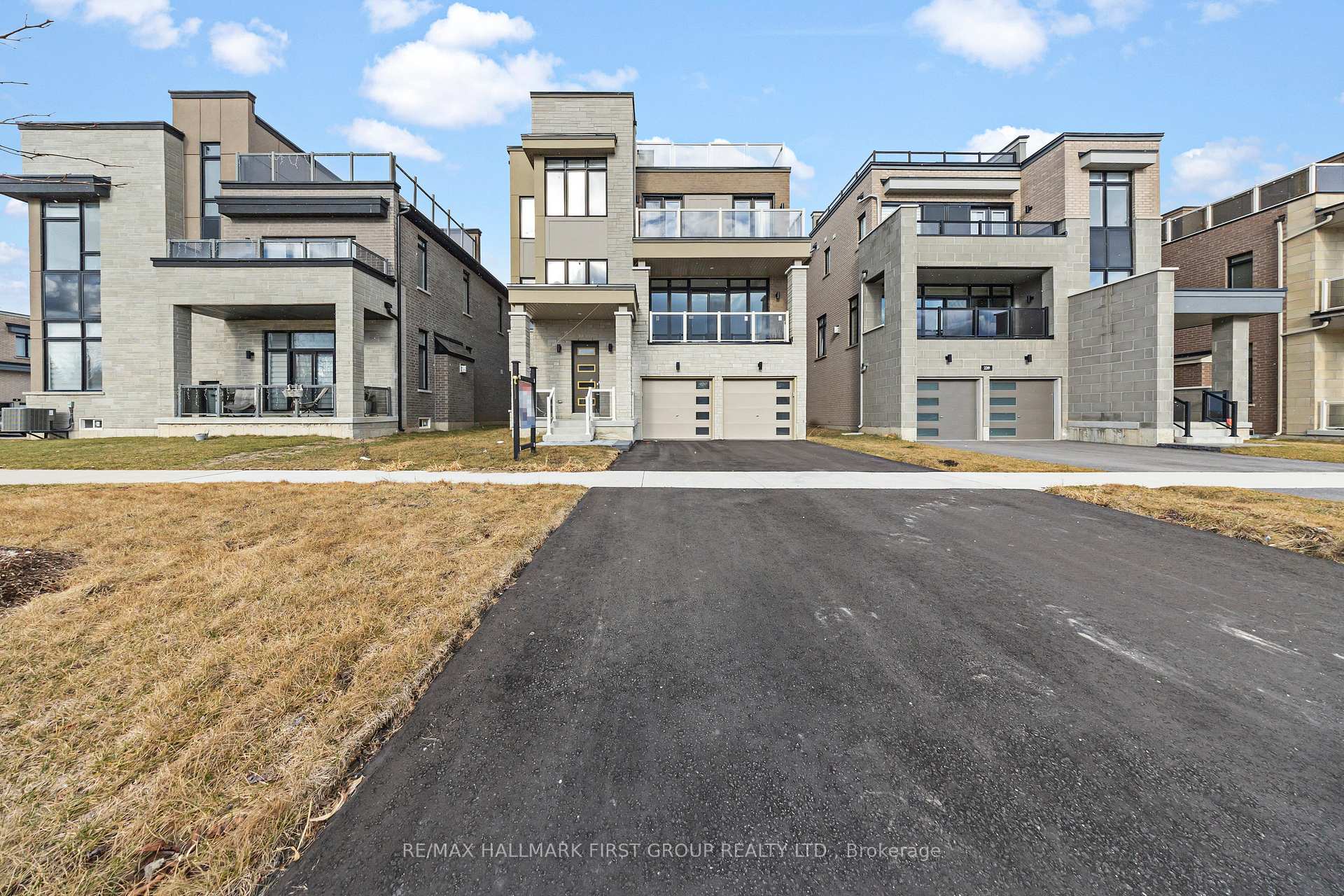Photo 1 of 235 Port Darlington Road, Clarington, Bowmanville — HOMEH