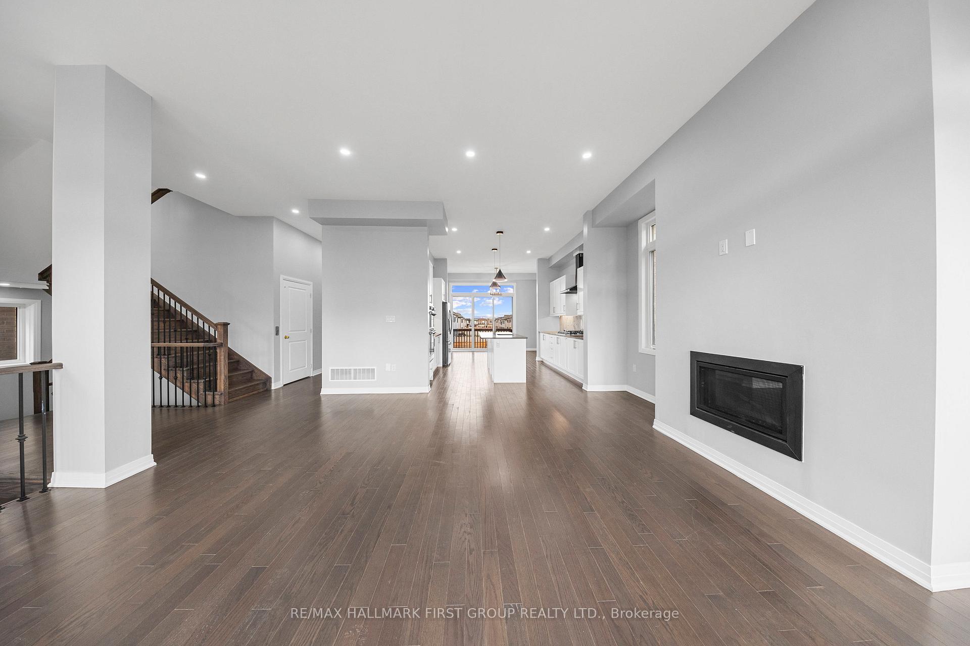 Photo 2 of 235 Port Darlington Road, Clarington, Bowmanville — HOMEH