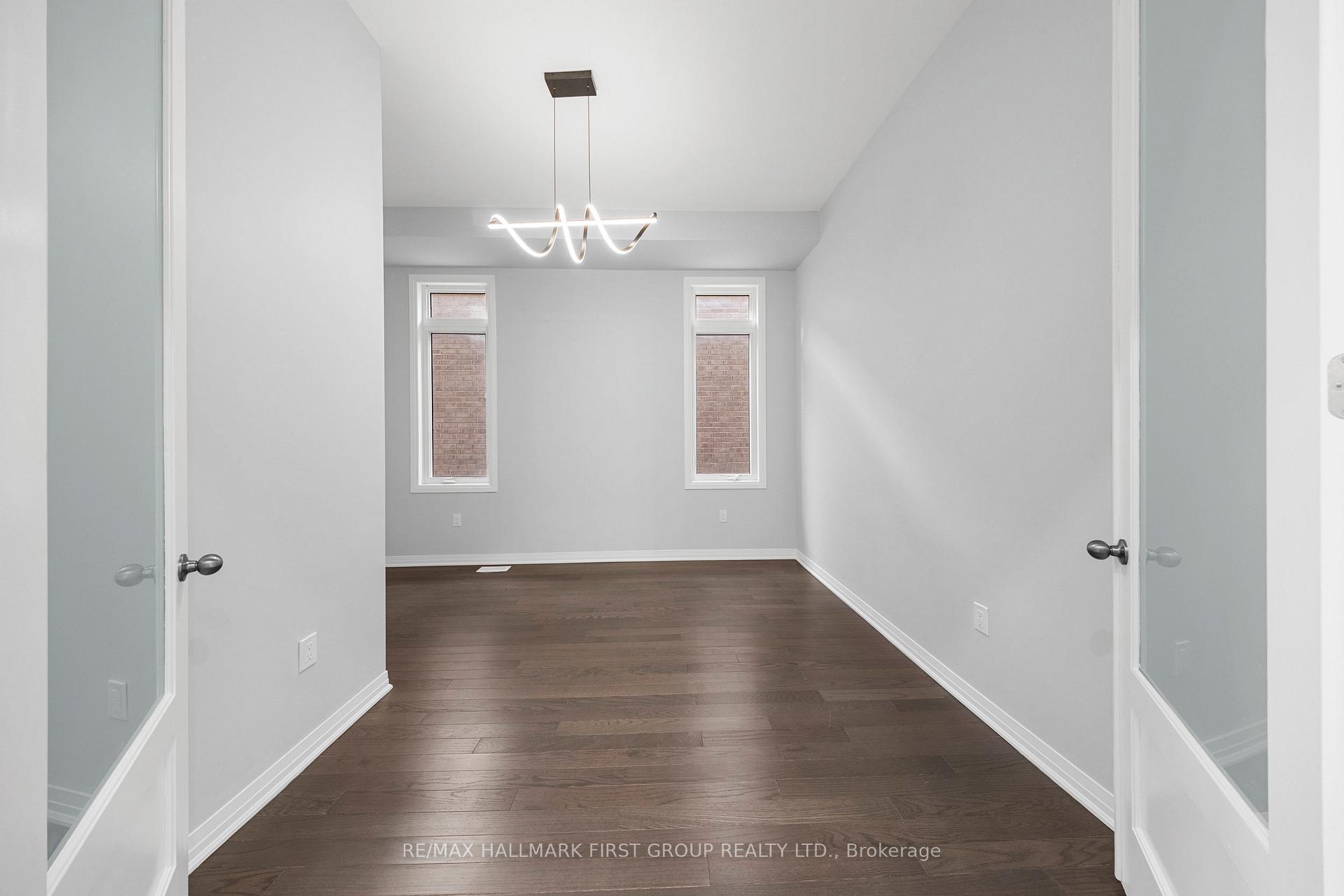 Photo 7 of 235 Port Darlington Road, Clarington, Bowmanville — HOMEH