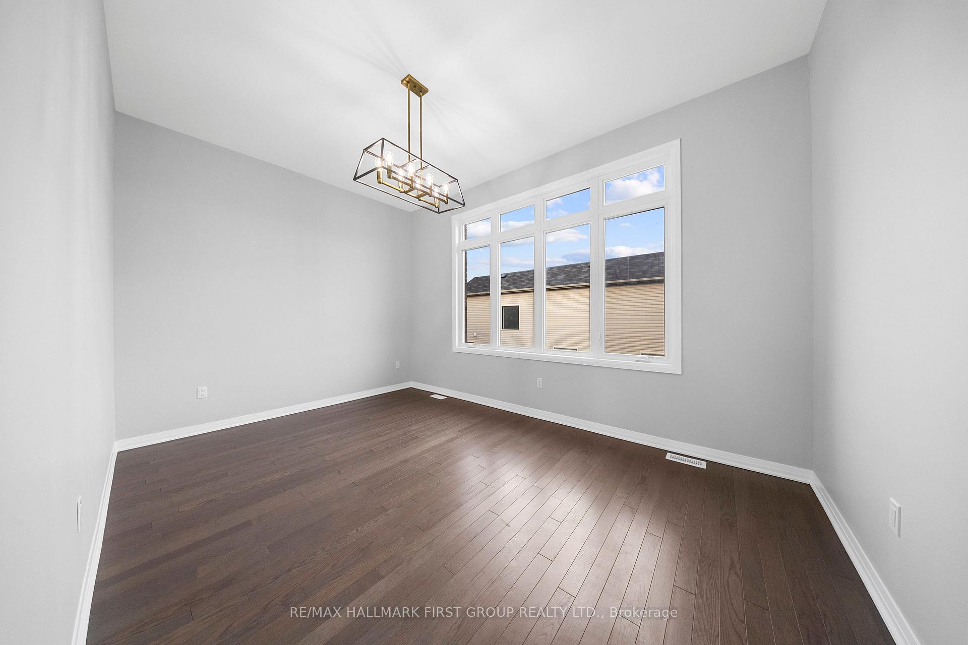 Photo 8 of 235 Port Darlington Road, Clarington, Bowmanville — HOMEH