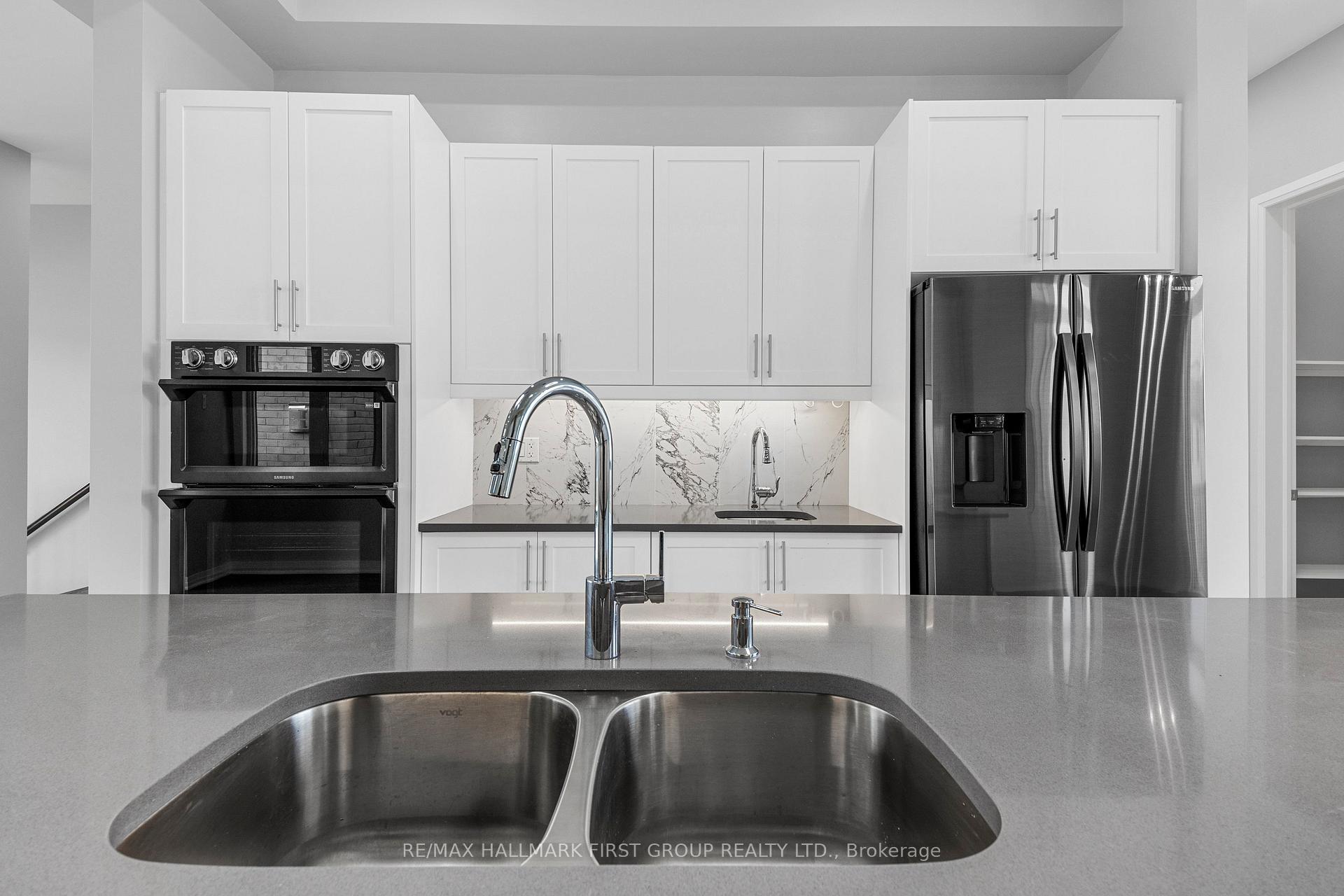 Photo 14 of 235 Port Darlington Road, Clarington, Bowmanville — HOMEH