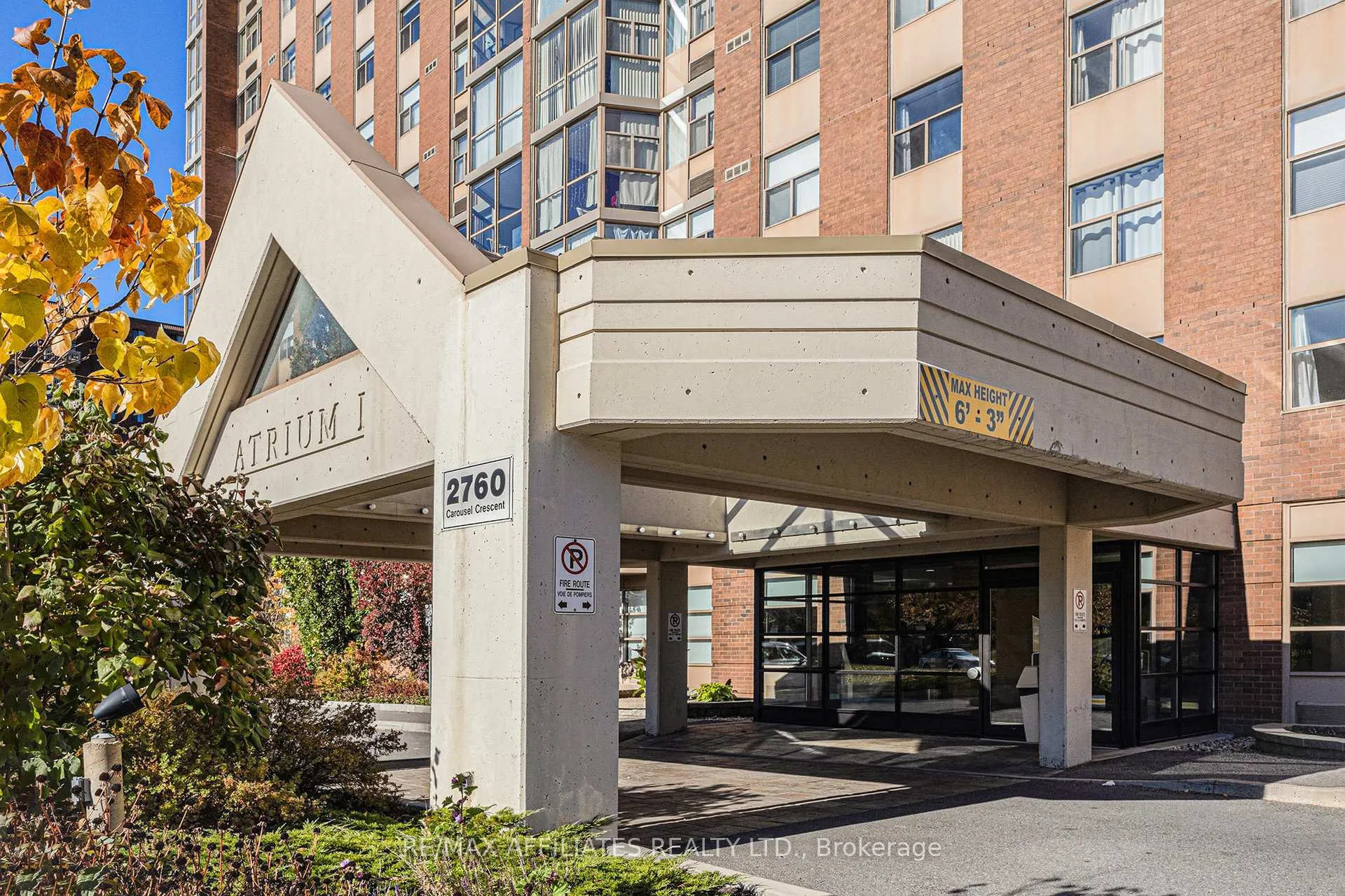 Photo 5 of Unit 407, 2760 Carousel Crescent, Ottawa, Emerald Woods/Sawmill Creek — HOMEH