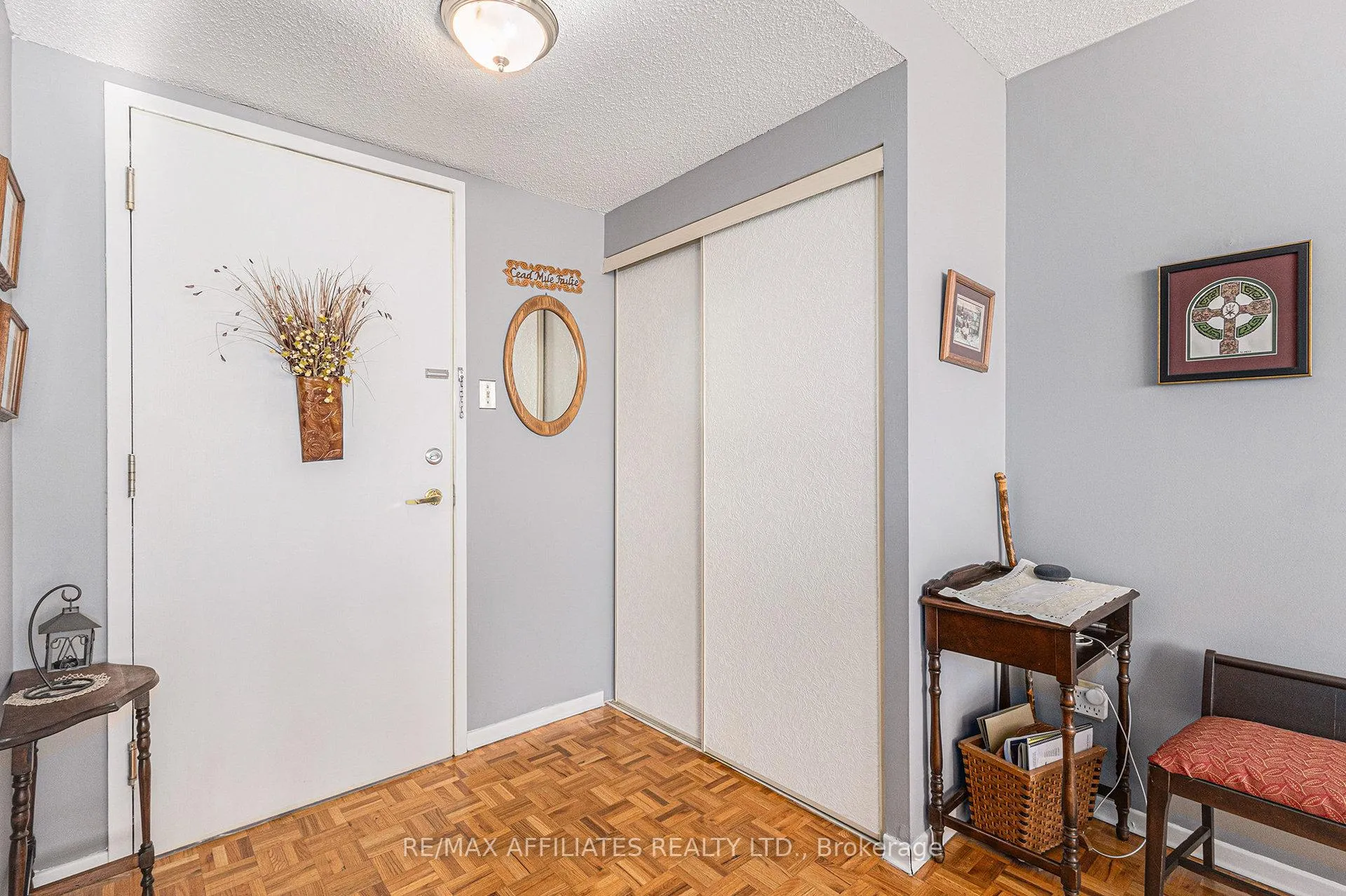 Photo 7 of Unit 407, 2760 Carousel Crescent, Ottawa, Emerald Woods/Sawmill Creek — HOMEH