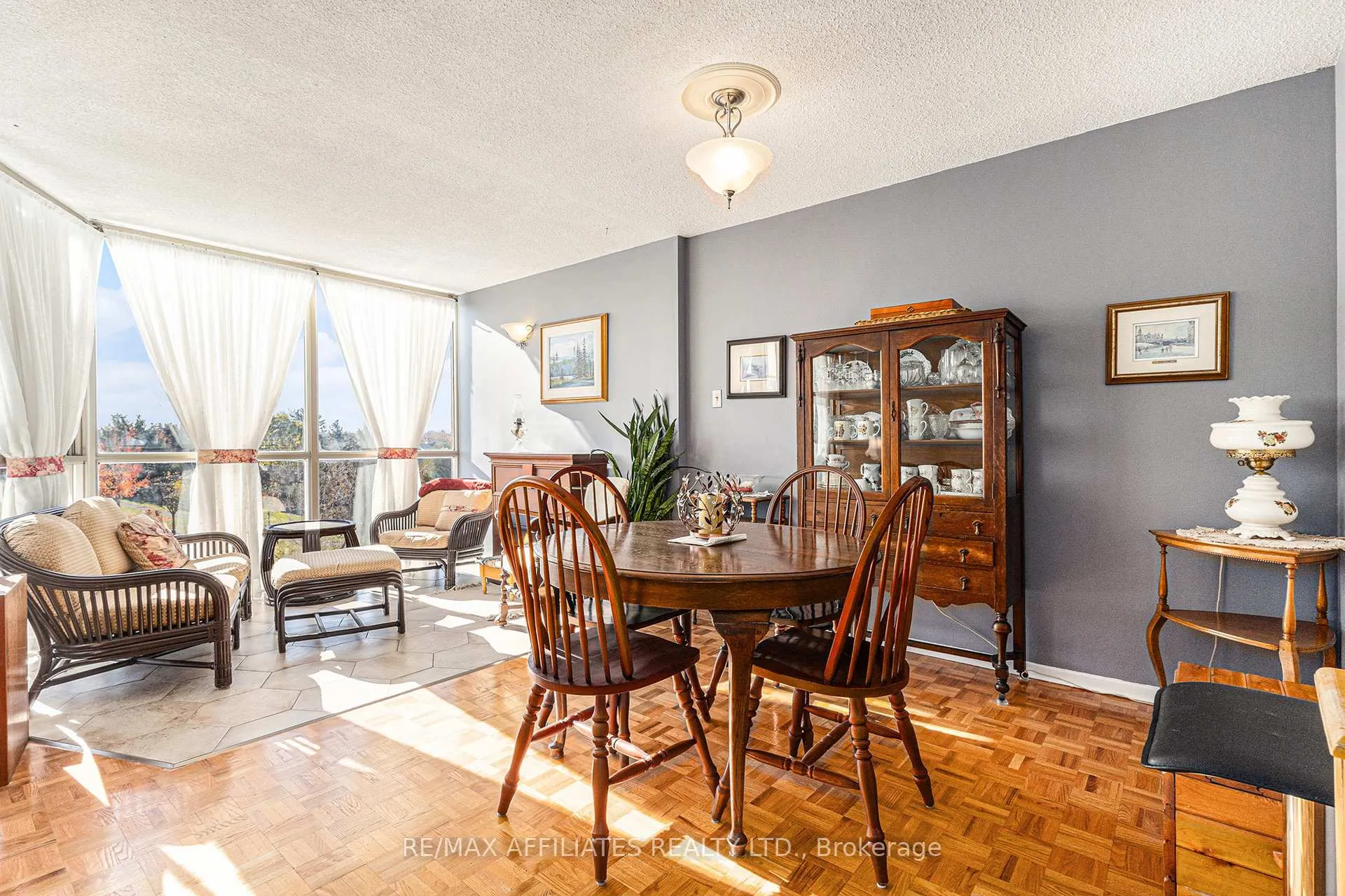 Photo 18 of Unit 407, 2760 Carousel Crescent, Ottawa, Emerald Woods/Sawmill Creek — HOMEH