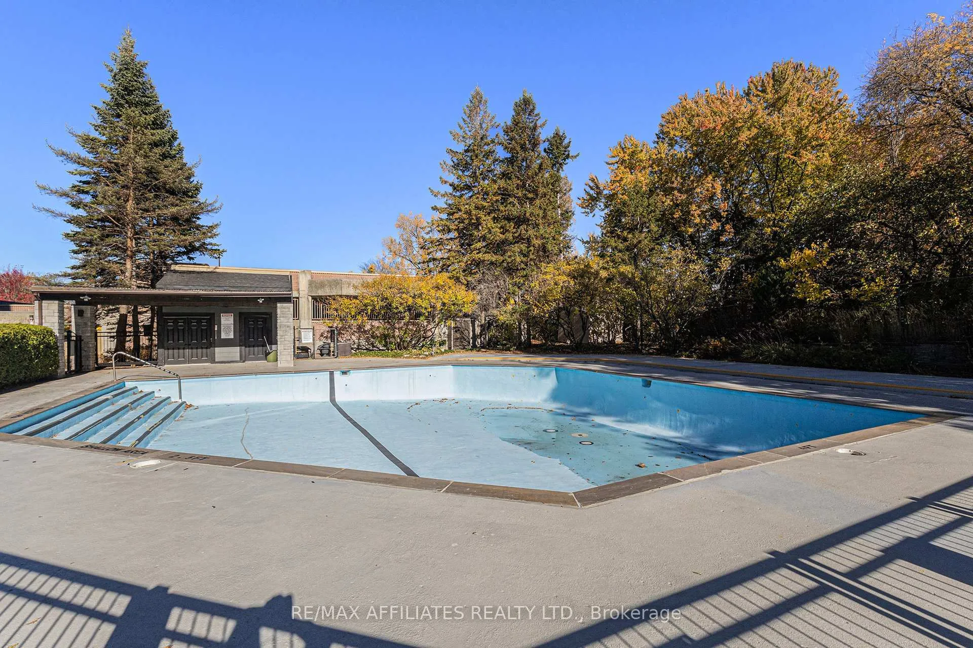 Photo 30 of Unit 407, 2760 Carousel Crescent, Ottawa, Emerald Woods/Sawmill Creek — HOMEH