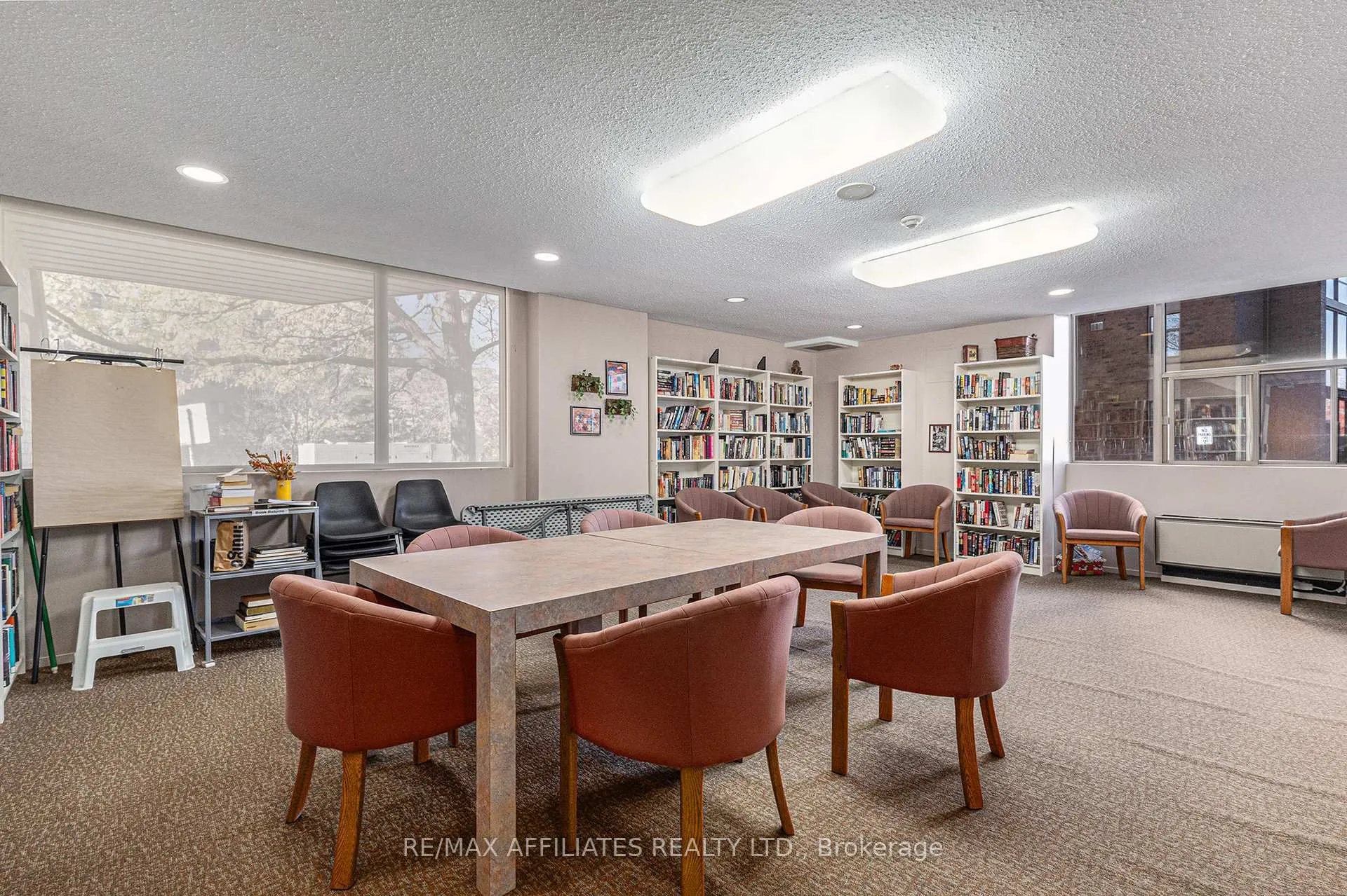 Photo 32 of Unit 407, 2760 Carousel Crescent, Ottawa, Emerald Woods/Sawmill Creek — HOMEH