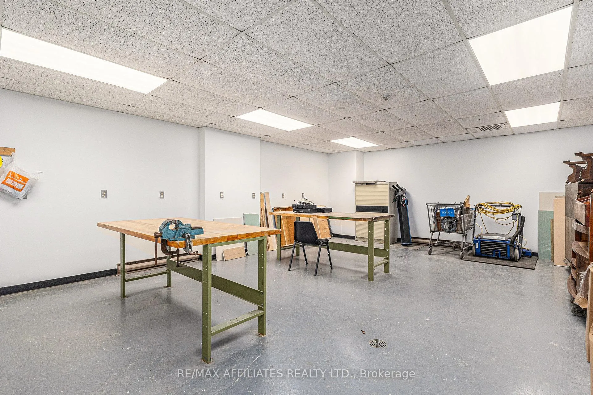 Photo 40 of Unit 407, 2760 Carousel Crescent, Ottawa, Emerald Woods/Sawmill Creek — HOMEH