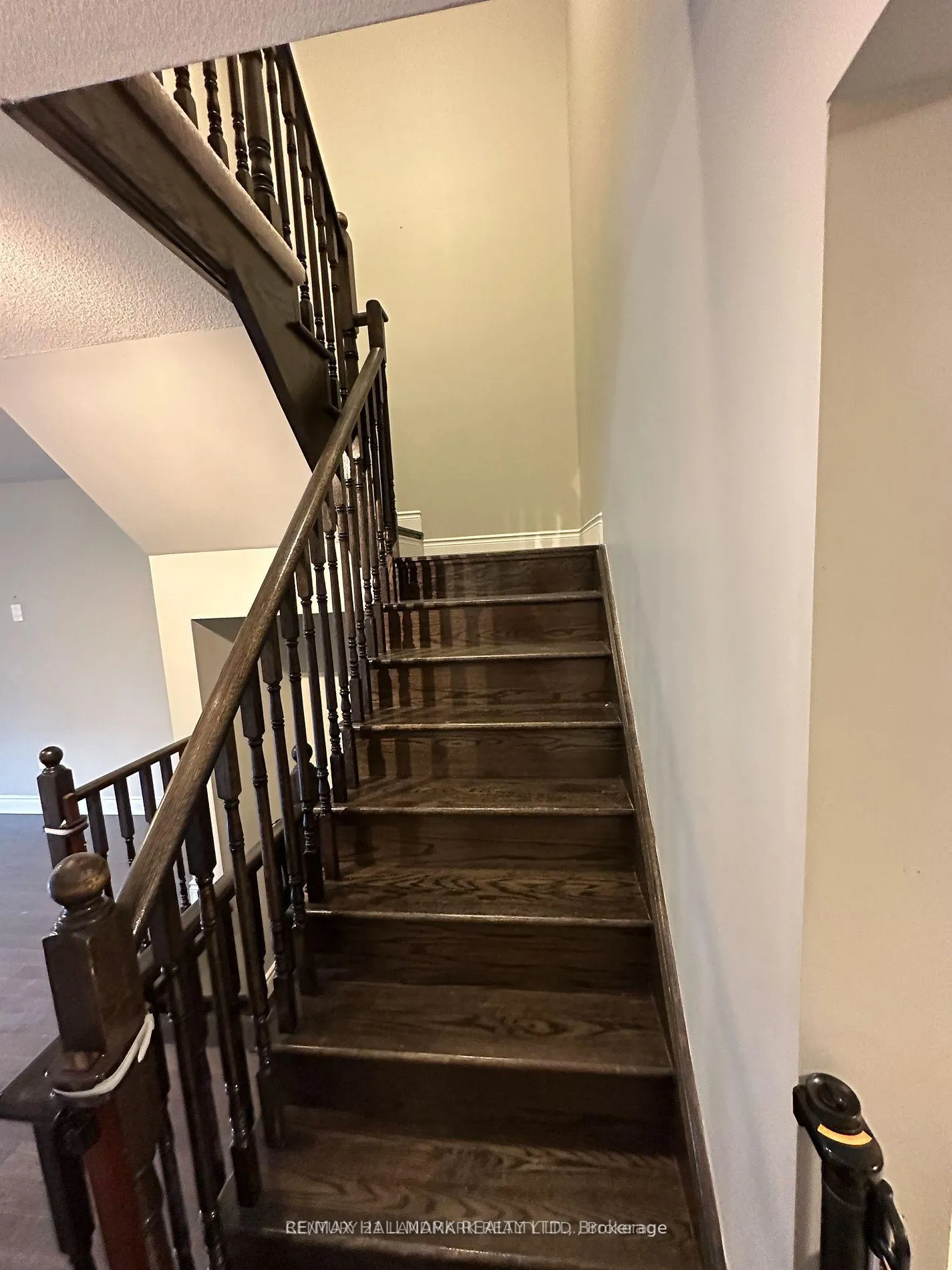 Photo 5 of Unit MAIN, 28 Blunden Rd, Ajax, Central East — HOMEH