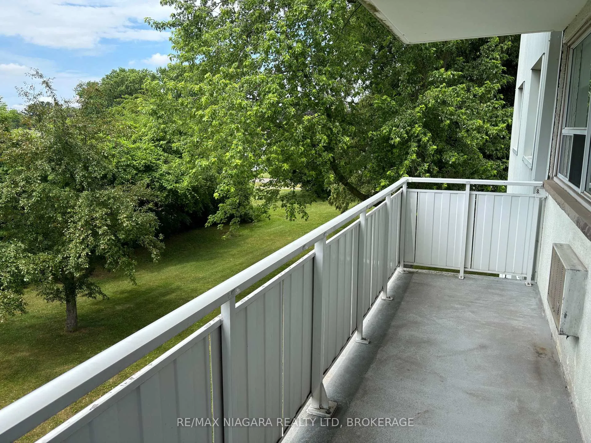 Photo 16 of Unit 308, 6320 Valley Way, Niagara Falls, Cherrywood — HOMEH