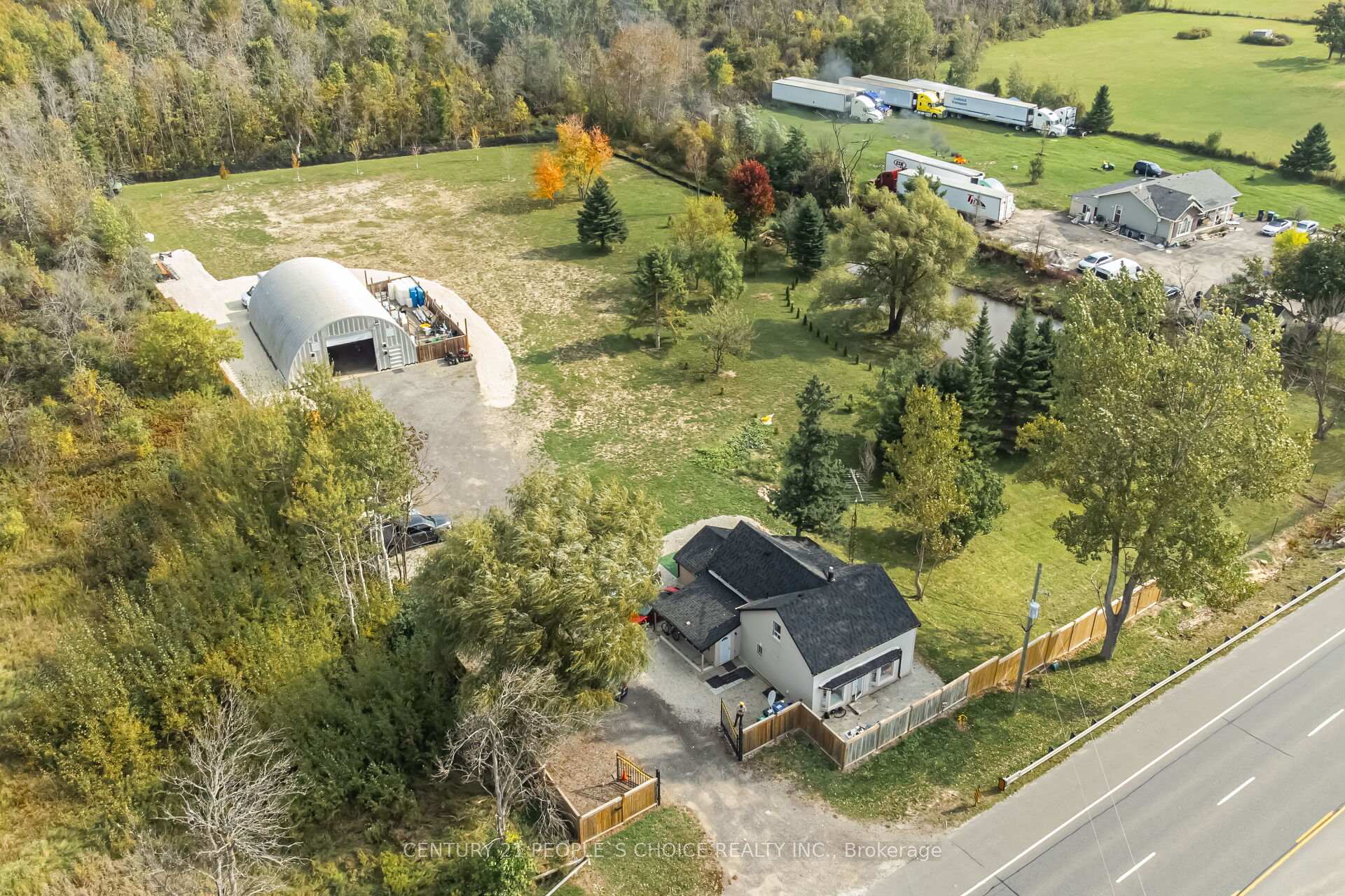 Photo 4 of 19721 Hurontario Street, Caledon, Rural Caledon — HOMEH