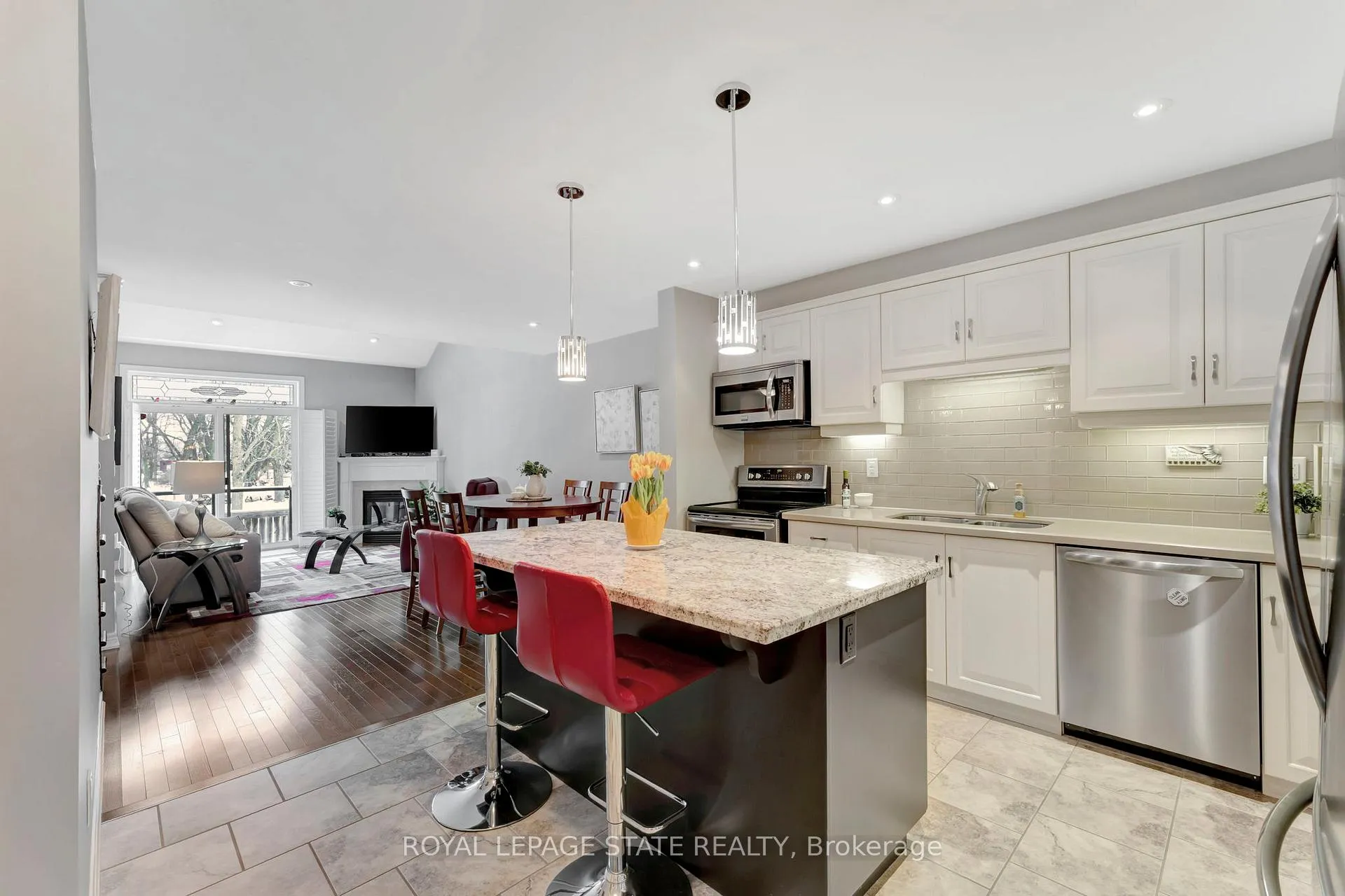 Photo 7 of 78 Toulon Avenue, Hamilton, Ancaster — HOMEH