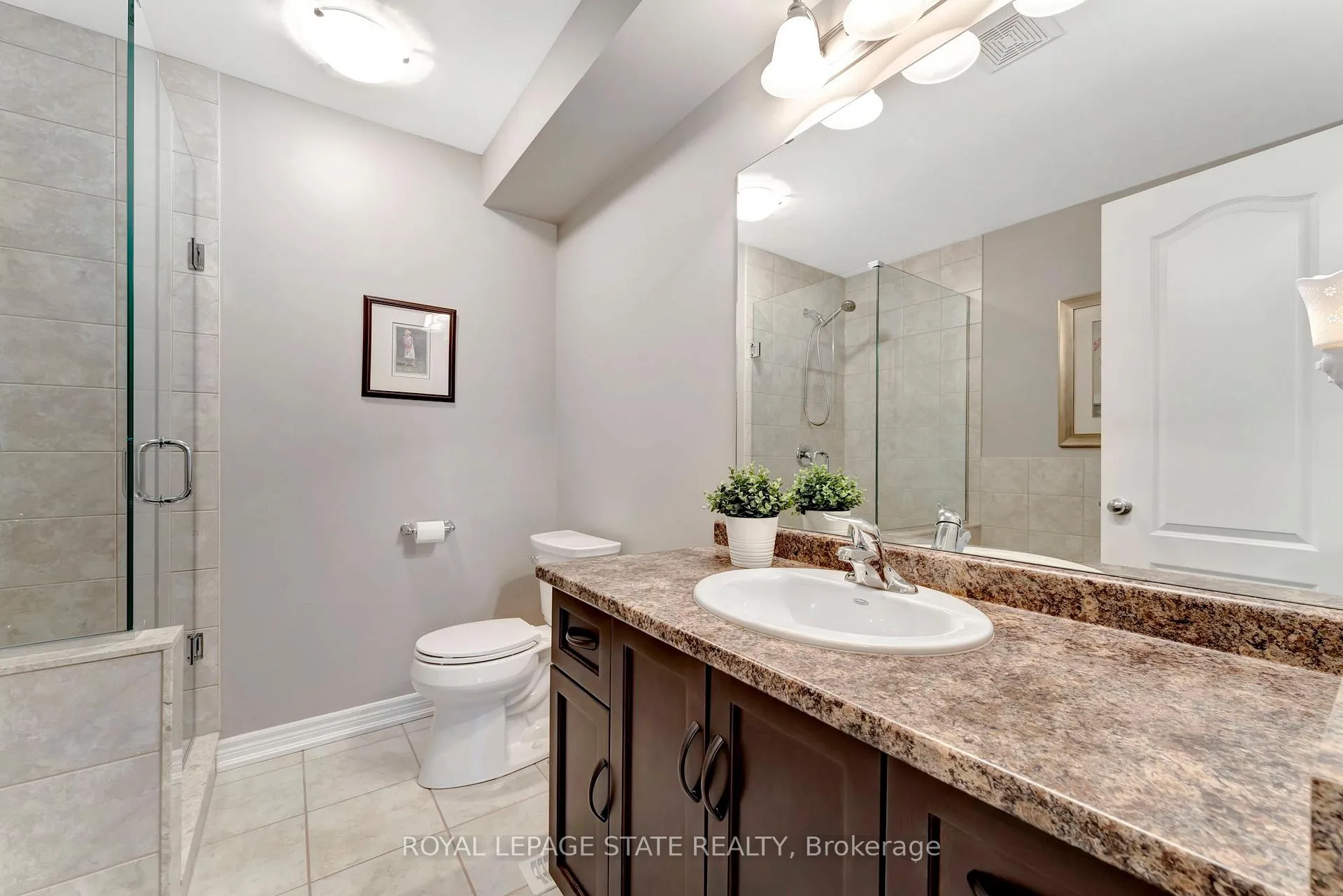 Photo 14 of 78 Toulon Avenue, Hamilton, Ancaster — HOMEH