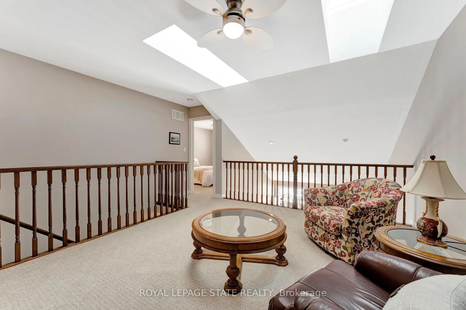 Photo 17 of 78 Toulon Avenue, Hamilton, Ancaster — HOMEH