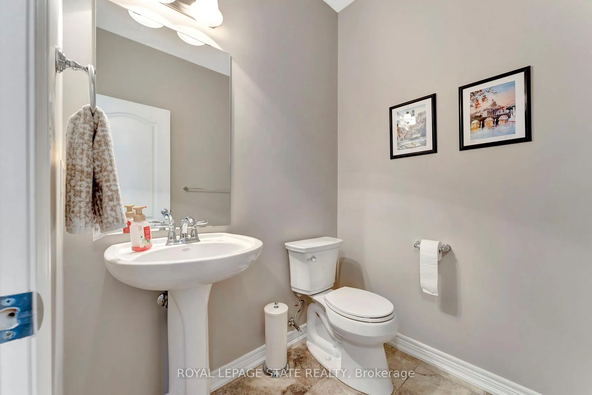 Photo 21 of 78 Toulon Avenue, Hamilton, Ancaster — HOMEH