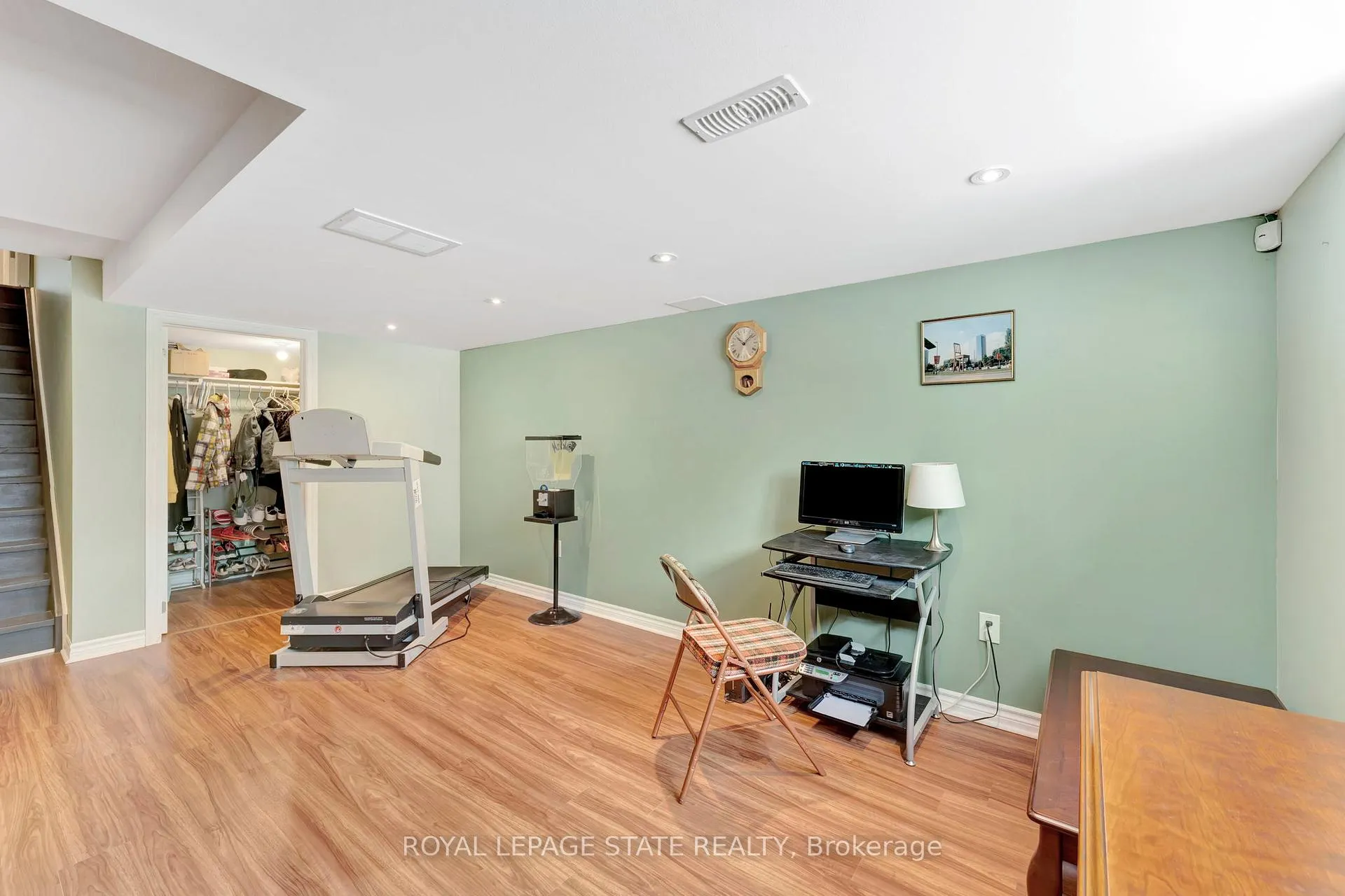 Photo 23 of 78 Toulon Avenue, Hamilton, Ancaster — HOMEH