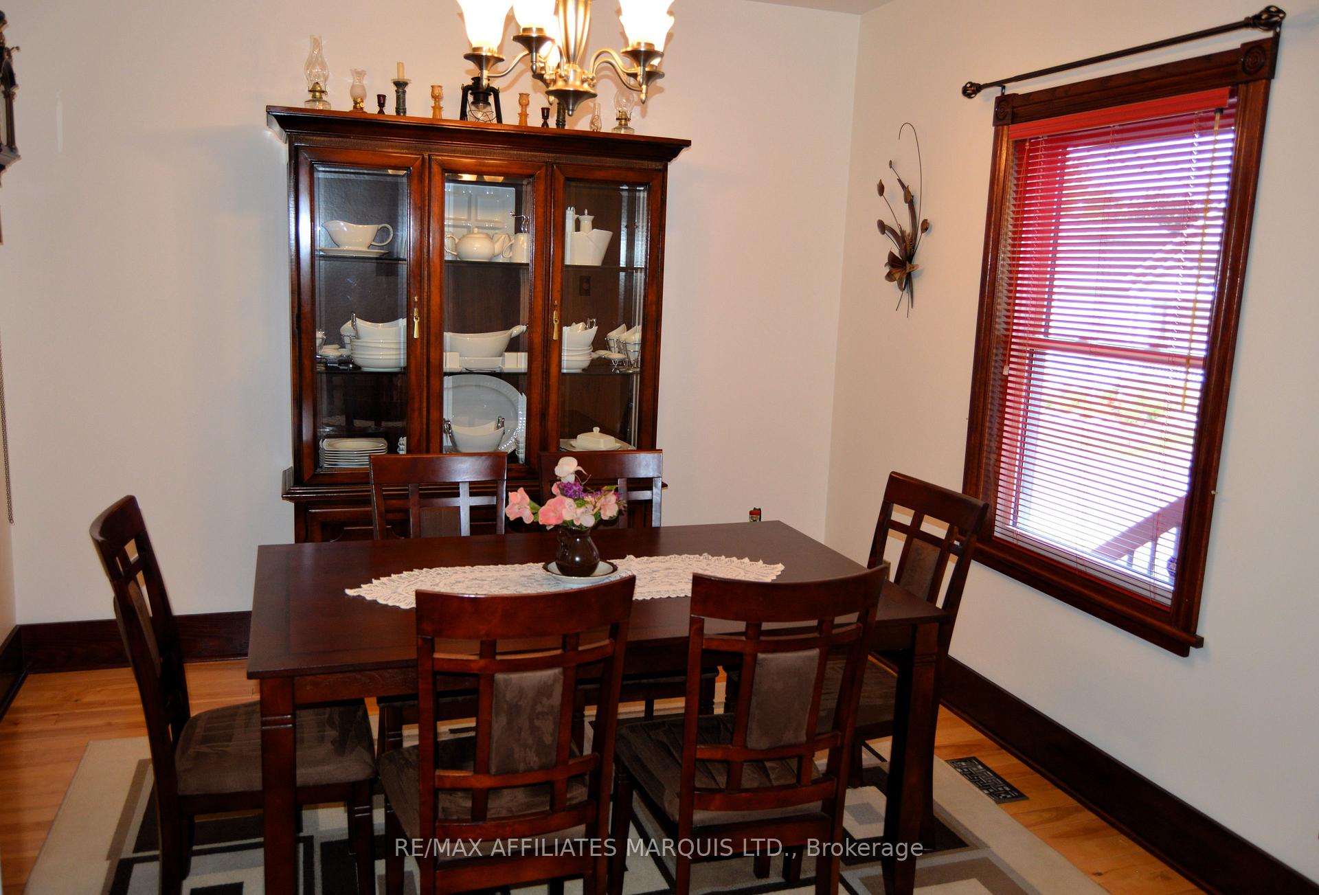 Photo 5 of 444 Eighth Street E, Cornwall — HOMEH