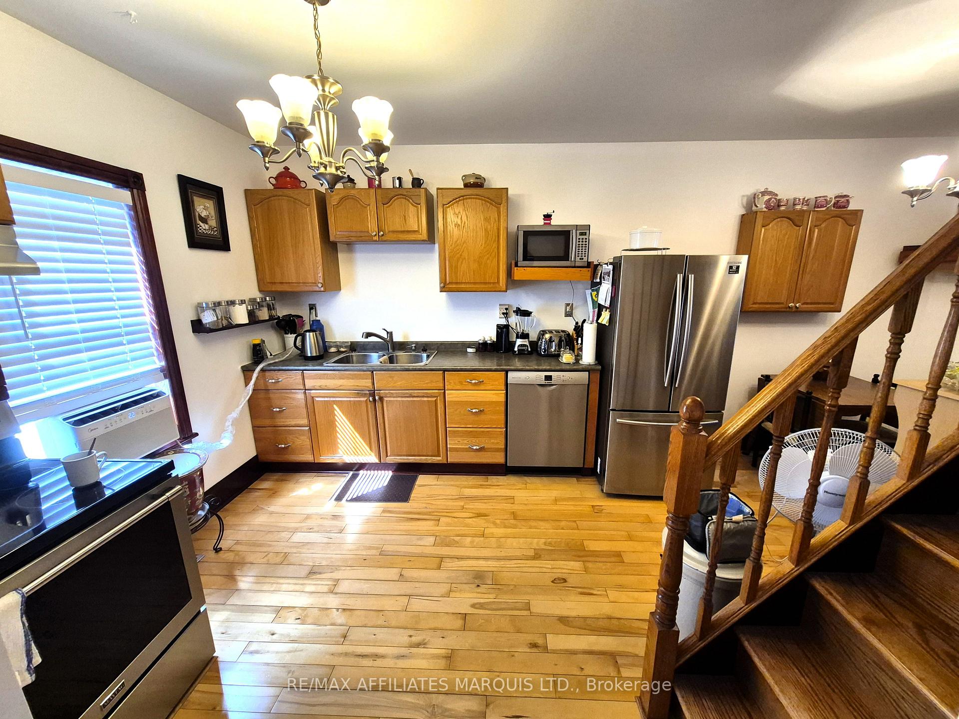 Photo 9 of 444 Eighth Street E, Cornwall — HOMEH