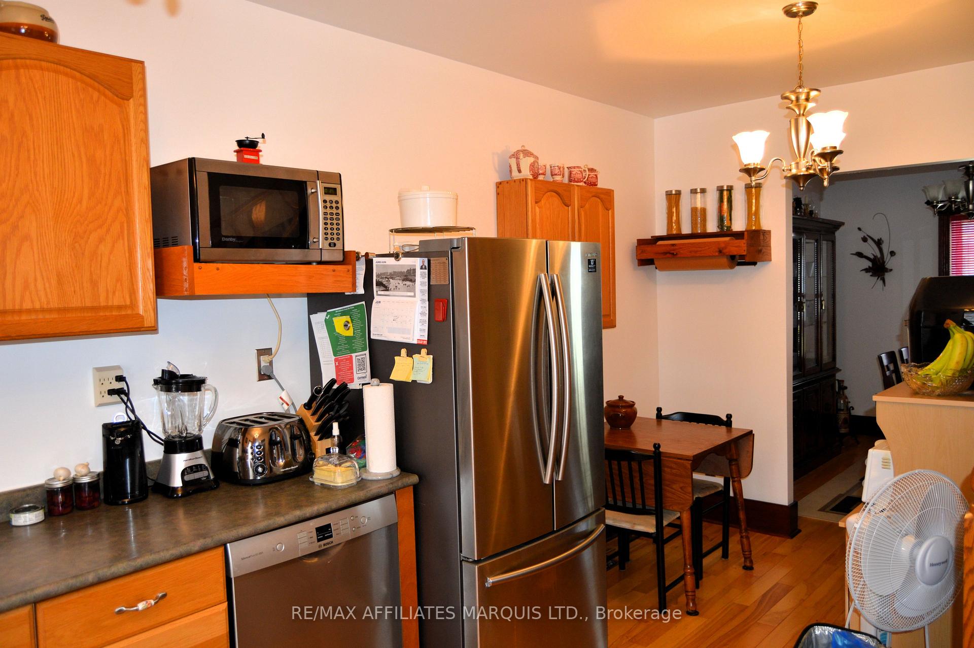 Photo 10 of 444 Eighth Street E, Cornwall — HOMEH