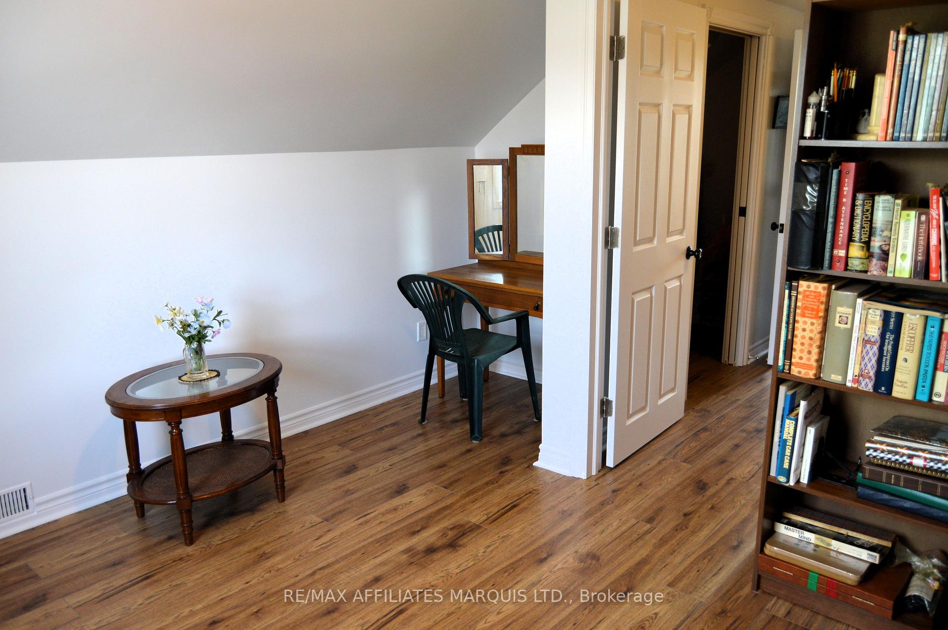 Photo 18 of 444 Eighth Street E, Cornwall — HOMEH