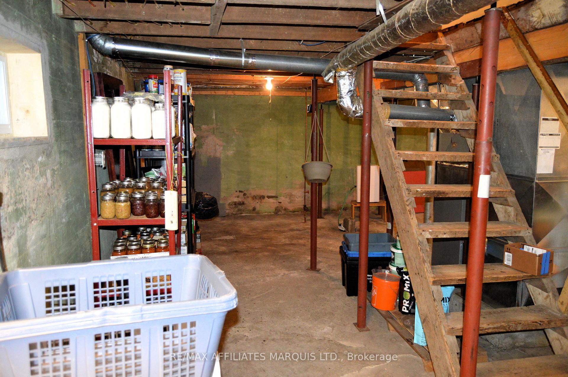 Photo 19 of 444 Eighth Street E, Cornwall — HOMEH