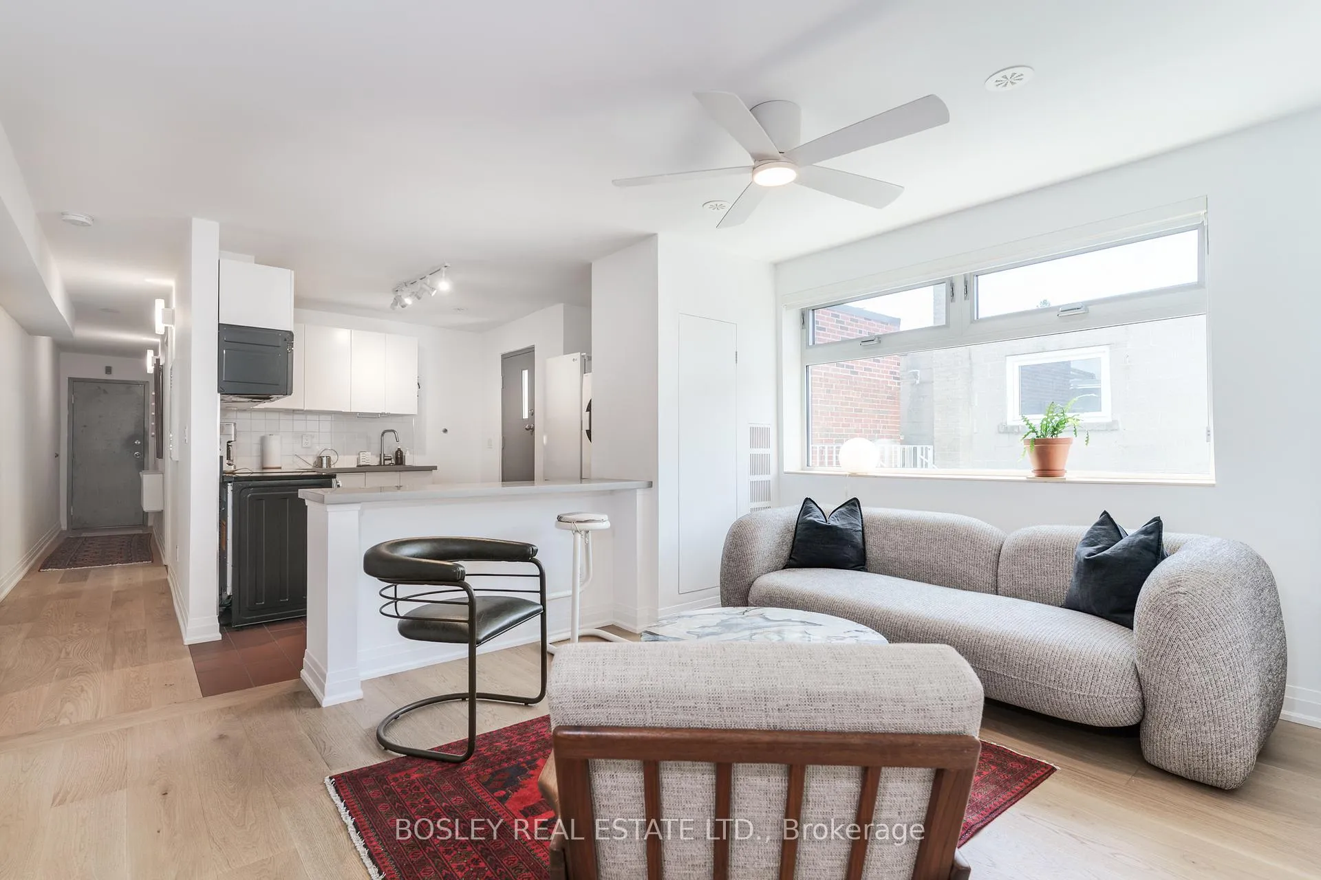 Photo 6 of Unit 3, 423 Vaughan Road, Toronto, Humewood-Cedarvale — HOMEH