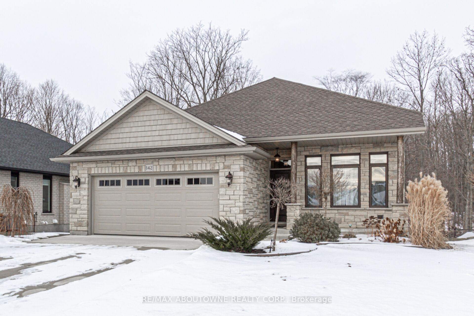 Front of 142 Old Field Lane