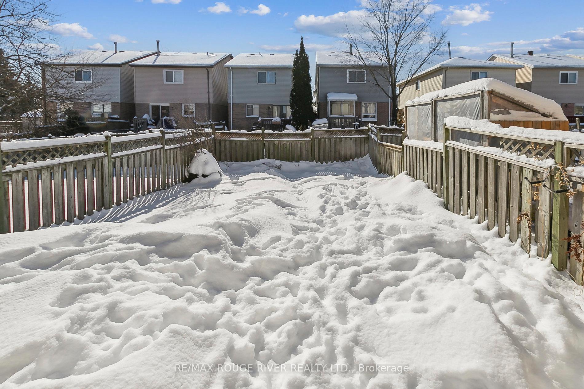 Photo 41 of 5 Carr Drive, Ajax, Central — HOMEH