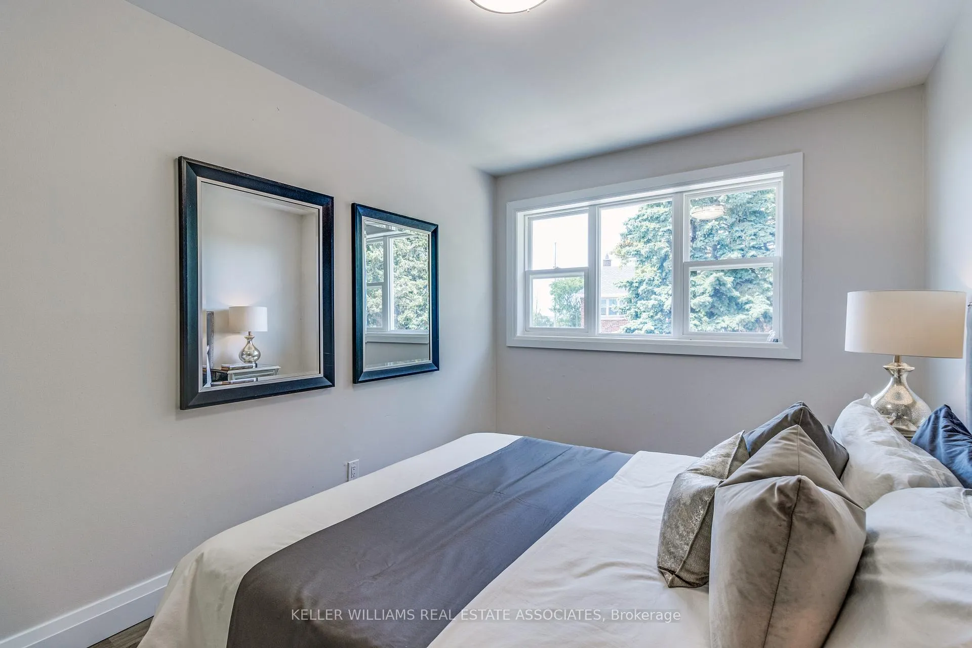 Photo 23 of 55 Cedar Street, Ajax, Central — HOMEH