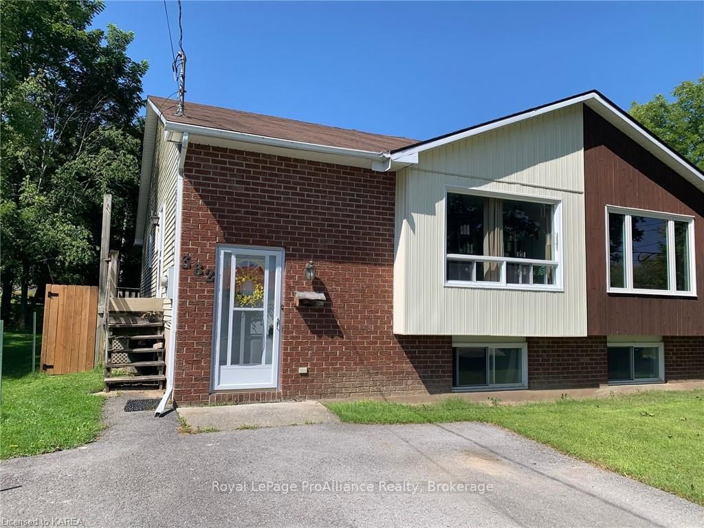 Front of 382 Victoria Avenue