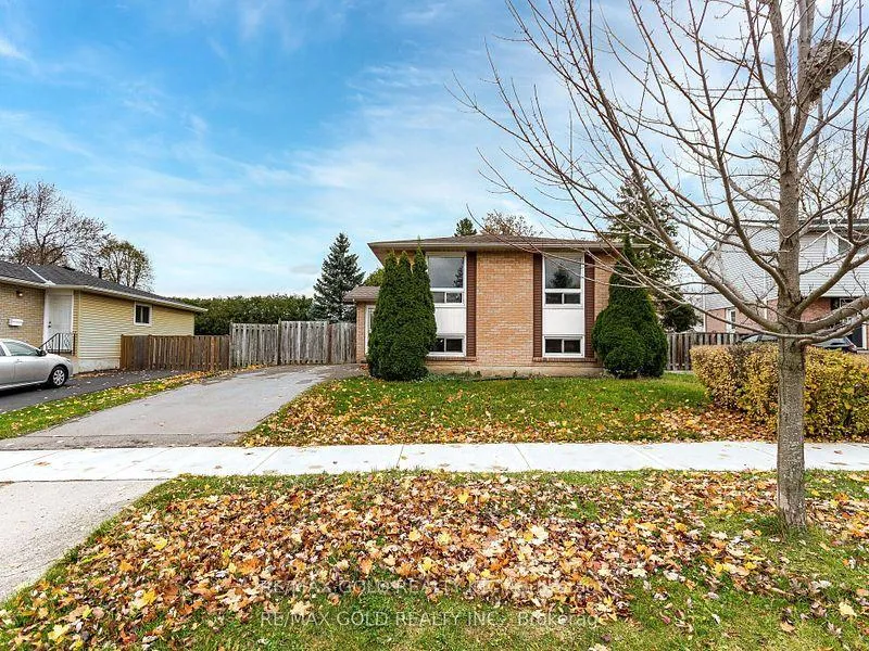 Photo 2 of 156 Gordon Drummond Avenue, Hamilton, Stoney Creek — HOMEH