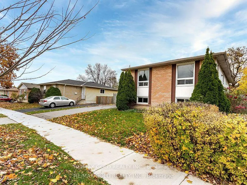Photo 3 of 156 Gordon Drummond Avenue, Hamilton, Stoney Creek — HOMEH