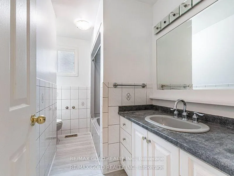 Photo 20 of 156 Gordon Drummond Avenue, Hamilton, Stoney Creek — HOMEH
