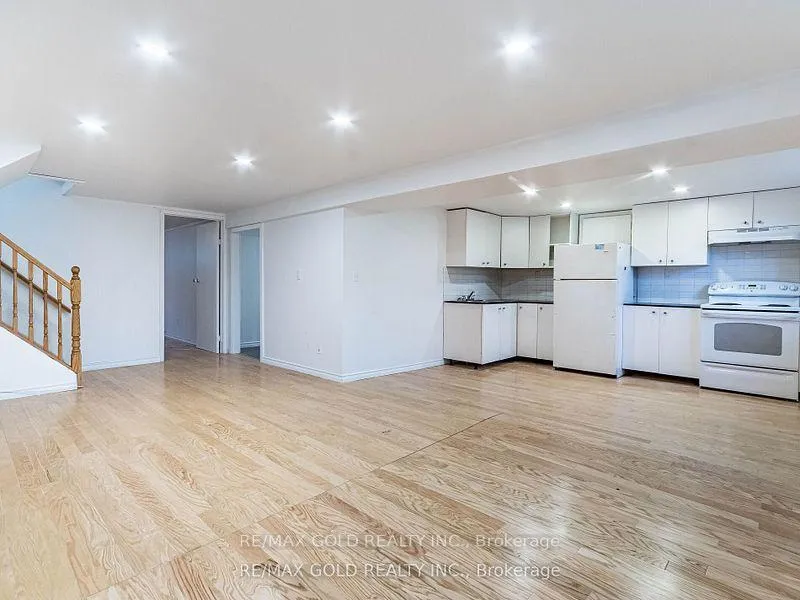 Photo 24 of 156 Gordon Drummond Avenue, Hamilton, Stoney Creek — HOMEH