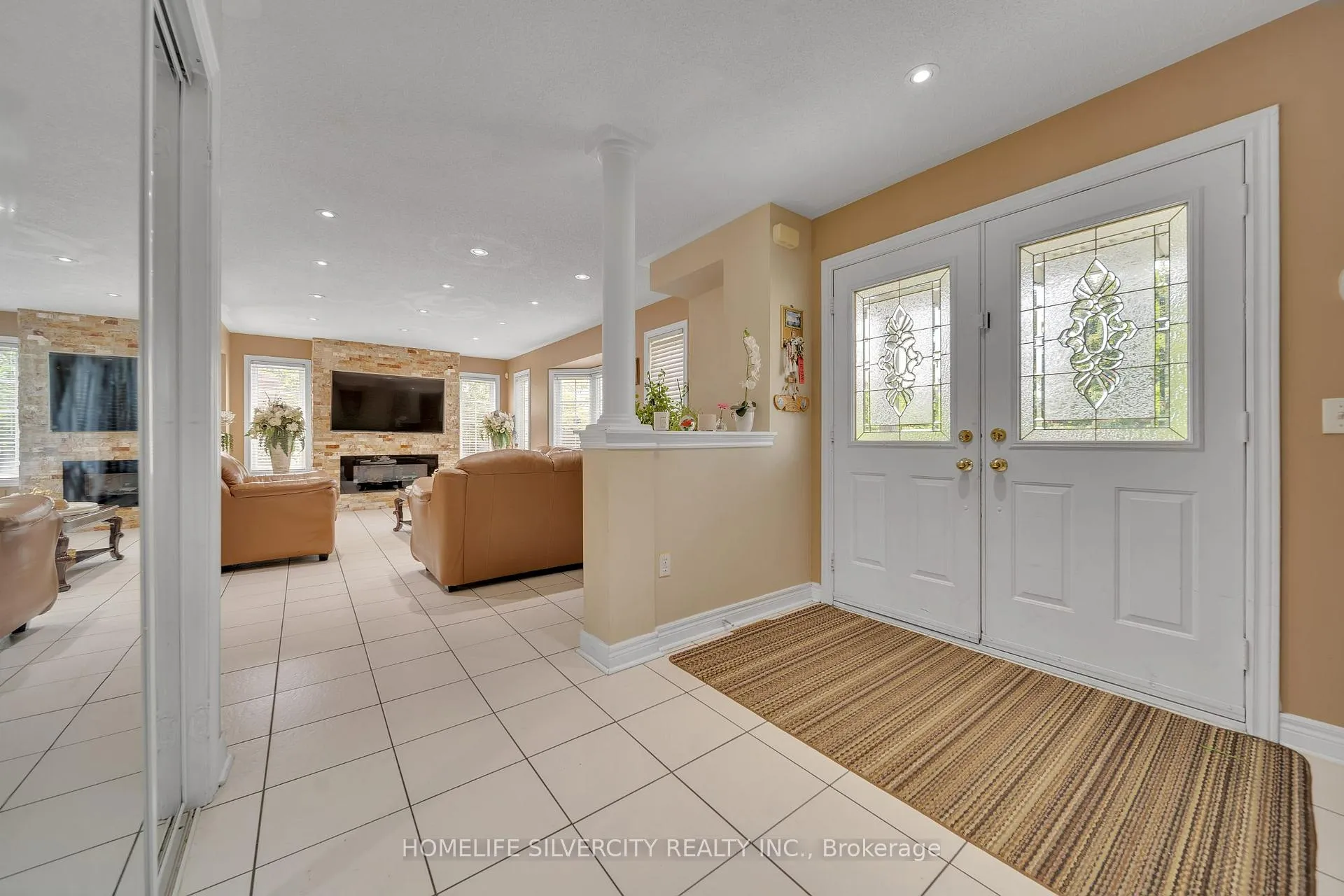 Photo 6 of 7 Westbrook Avenue, Brampton, Bram East — HOMEH