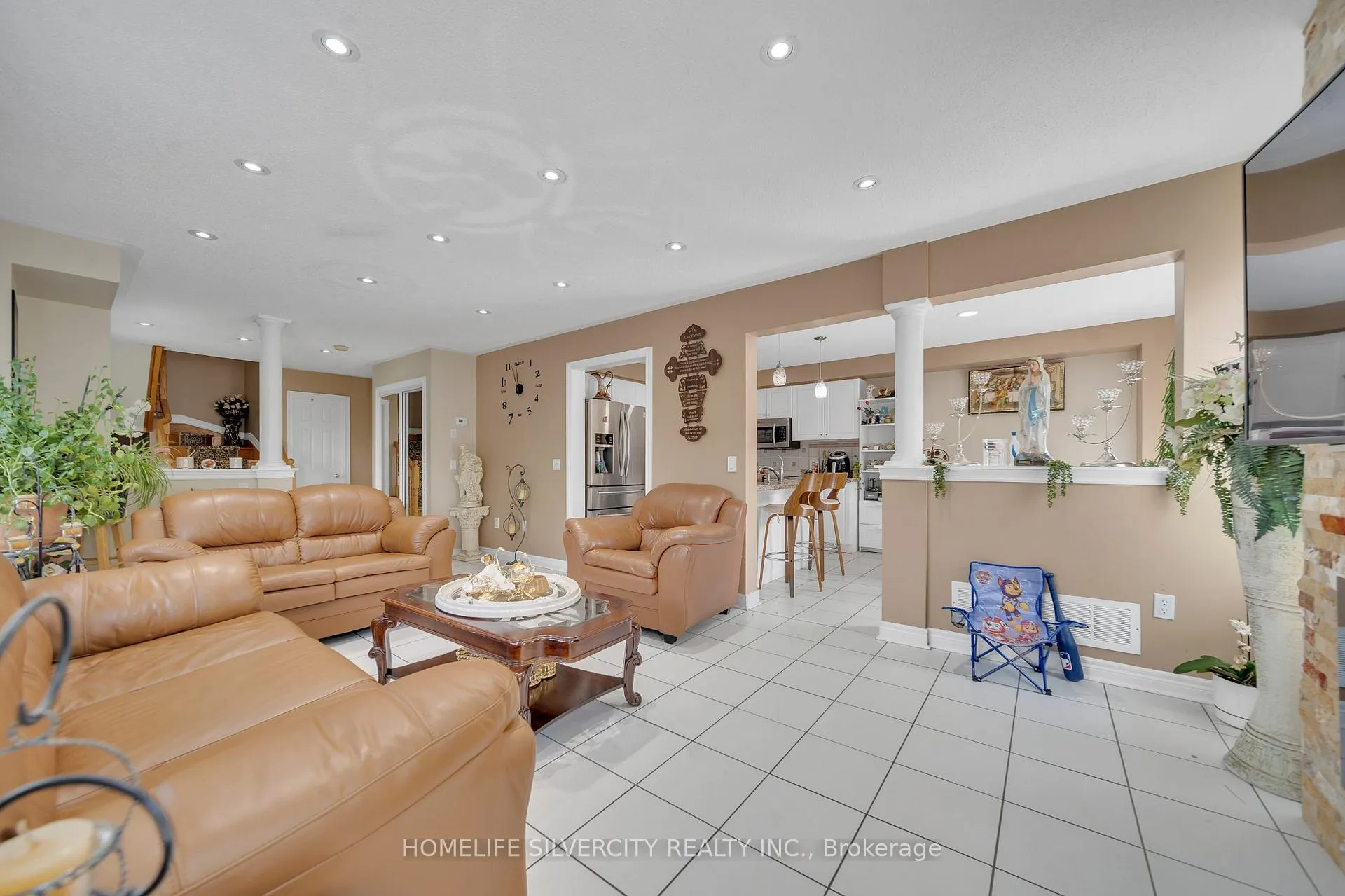 Photo 9 of 7 Westbrook Avenue, Brampton, Bram East — HOMEH