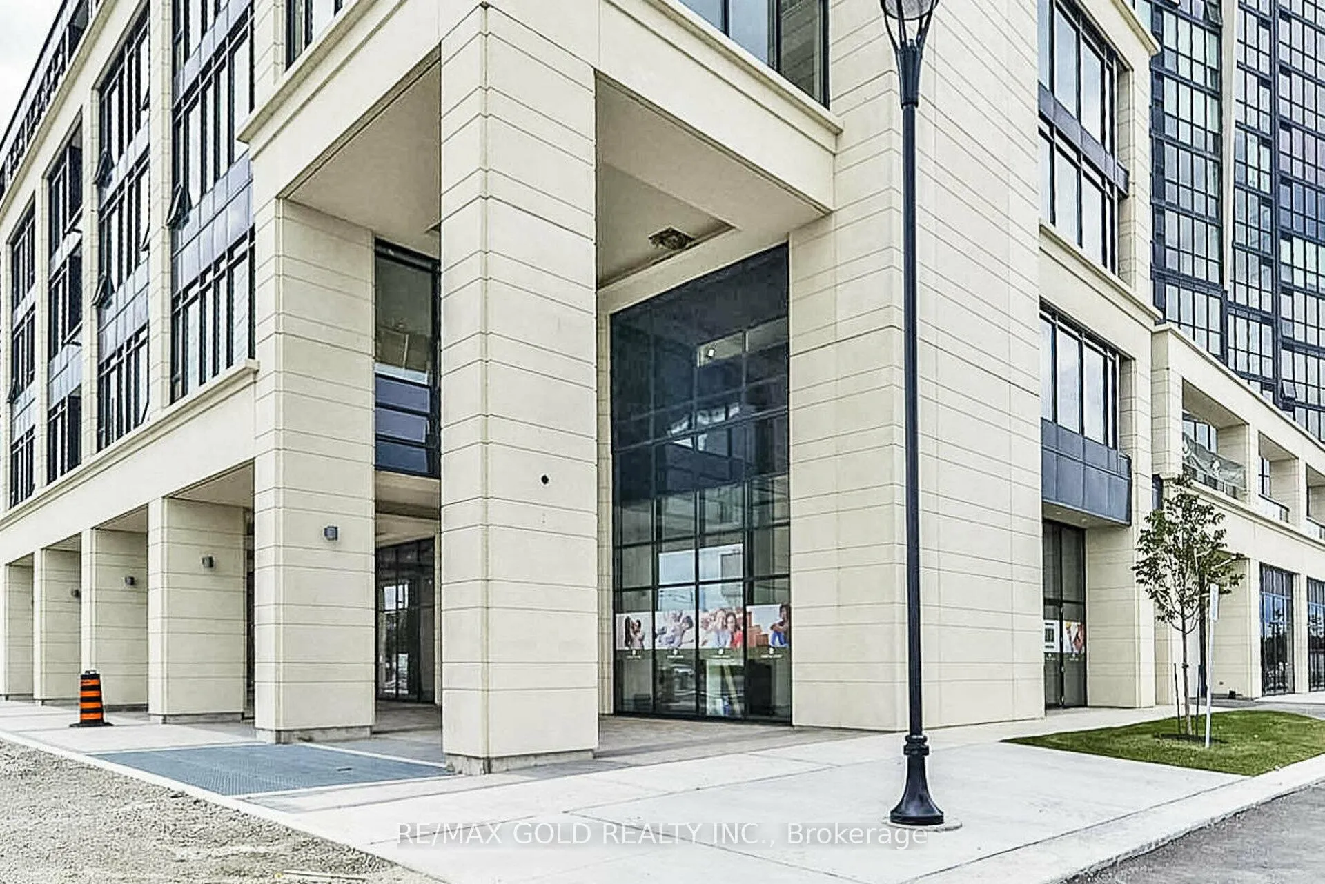 Photo 3 of Unit 1909, 2910 Highway 7 Road, Vaughan, Concord — HOMEH
