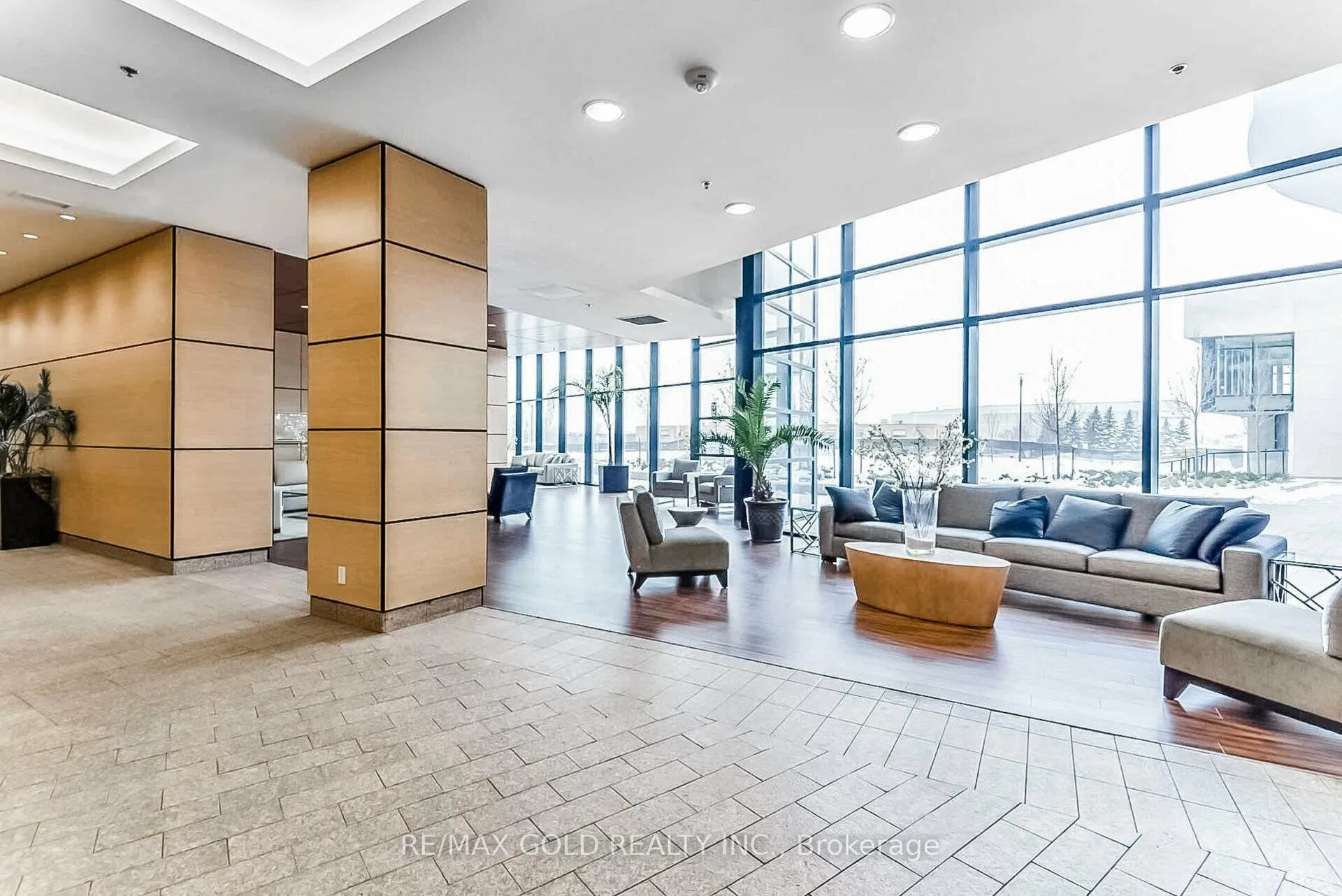 Photo 5 of Unit 1909, 2910 Highway 7 Road, Vaughan, Concord — HOMEH