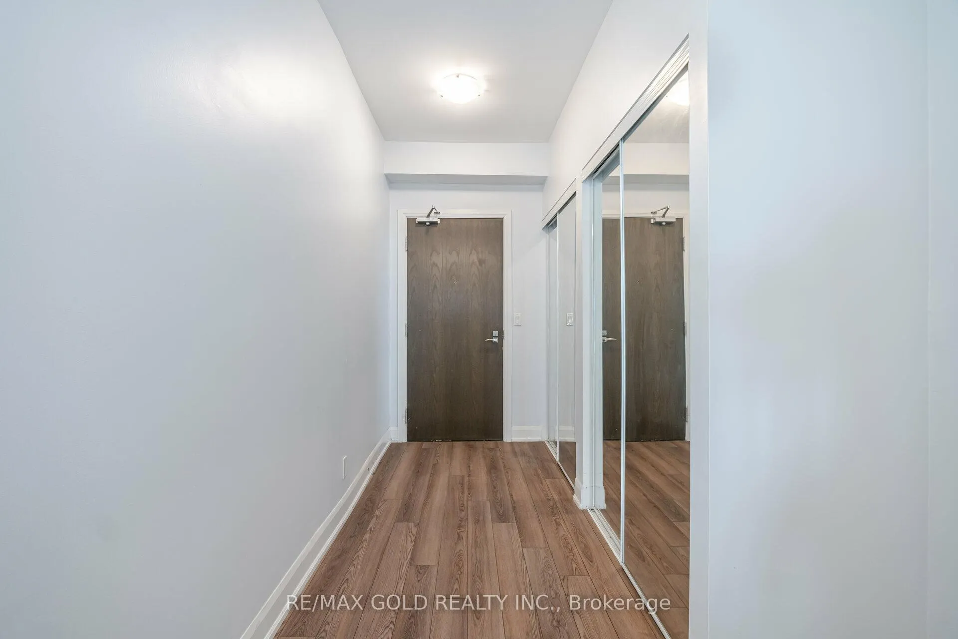 Photo 8 of Unit 1909, 2910 Highway 7 Road, Vaughan, Concord — HOMEH