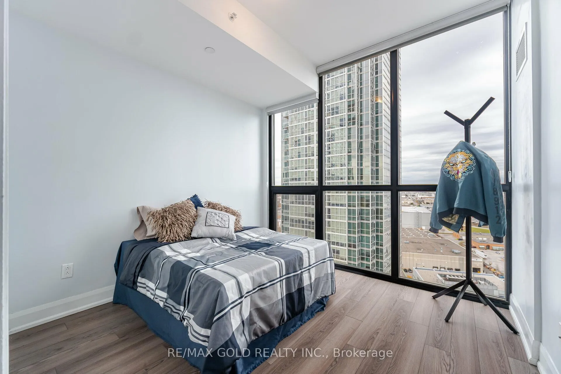 Photo 22 of Unit 1909, 2910 Highway 7 Road, Vaughan, Concord — HOMEH