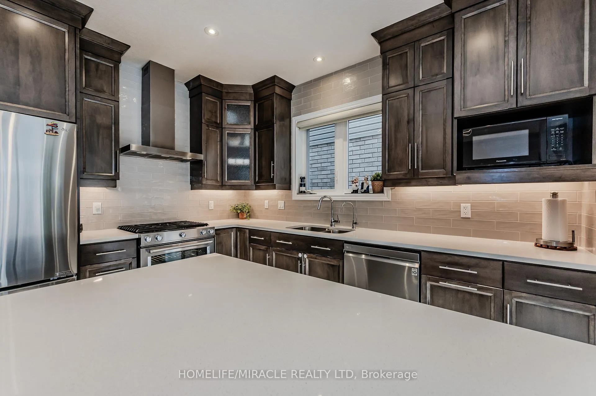 Photo 10 of 481 Rivertrail Avenue, Kitchener — HOMEH