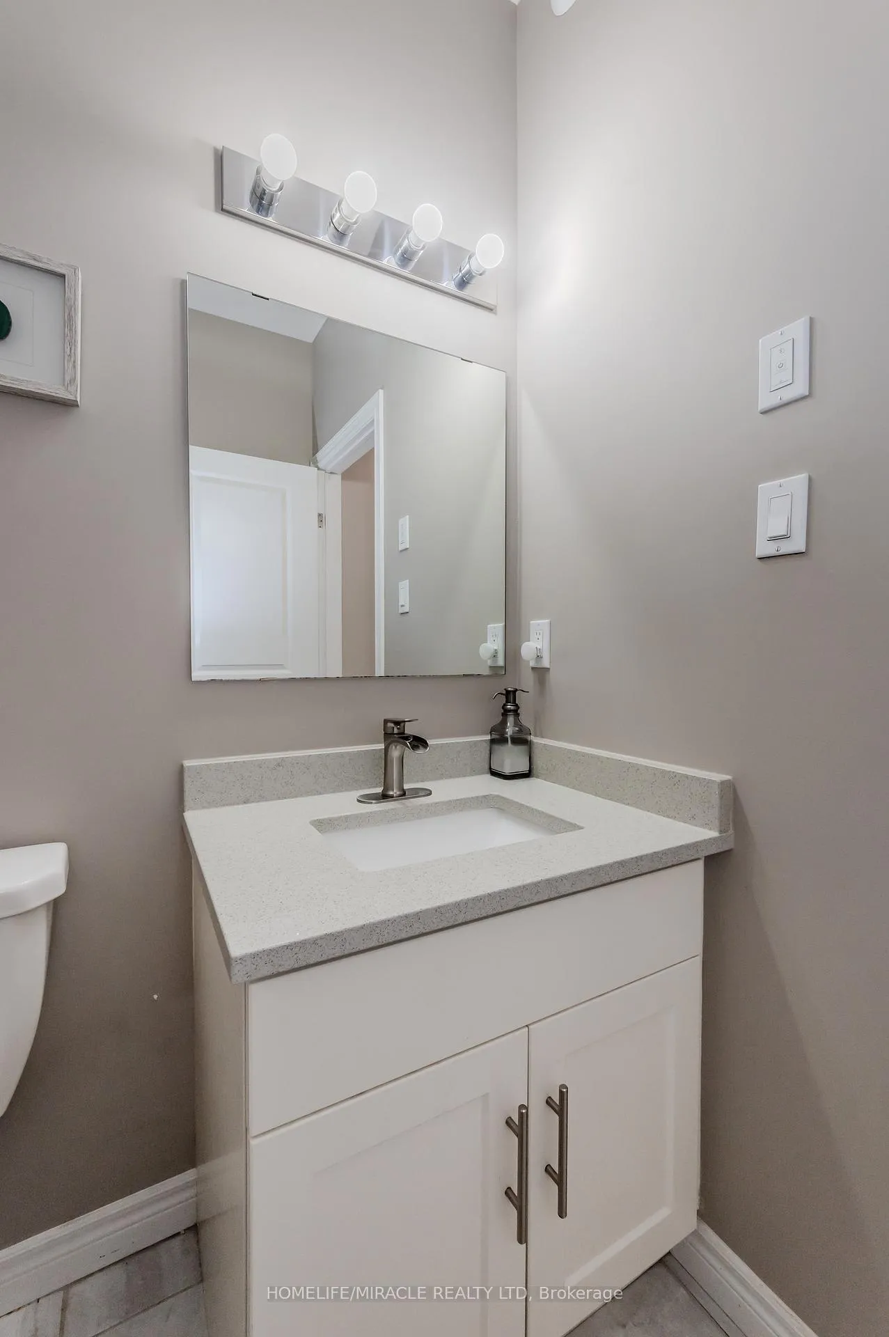 Photo 14 of 481 Rivertrail Avenue, Kitchener — HOMEH