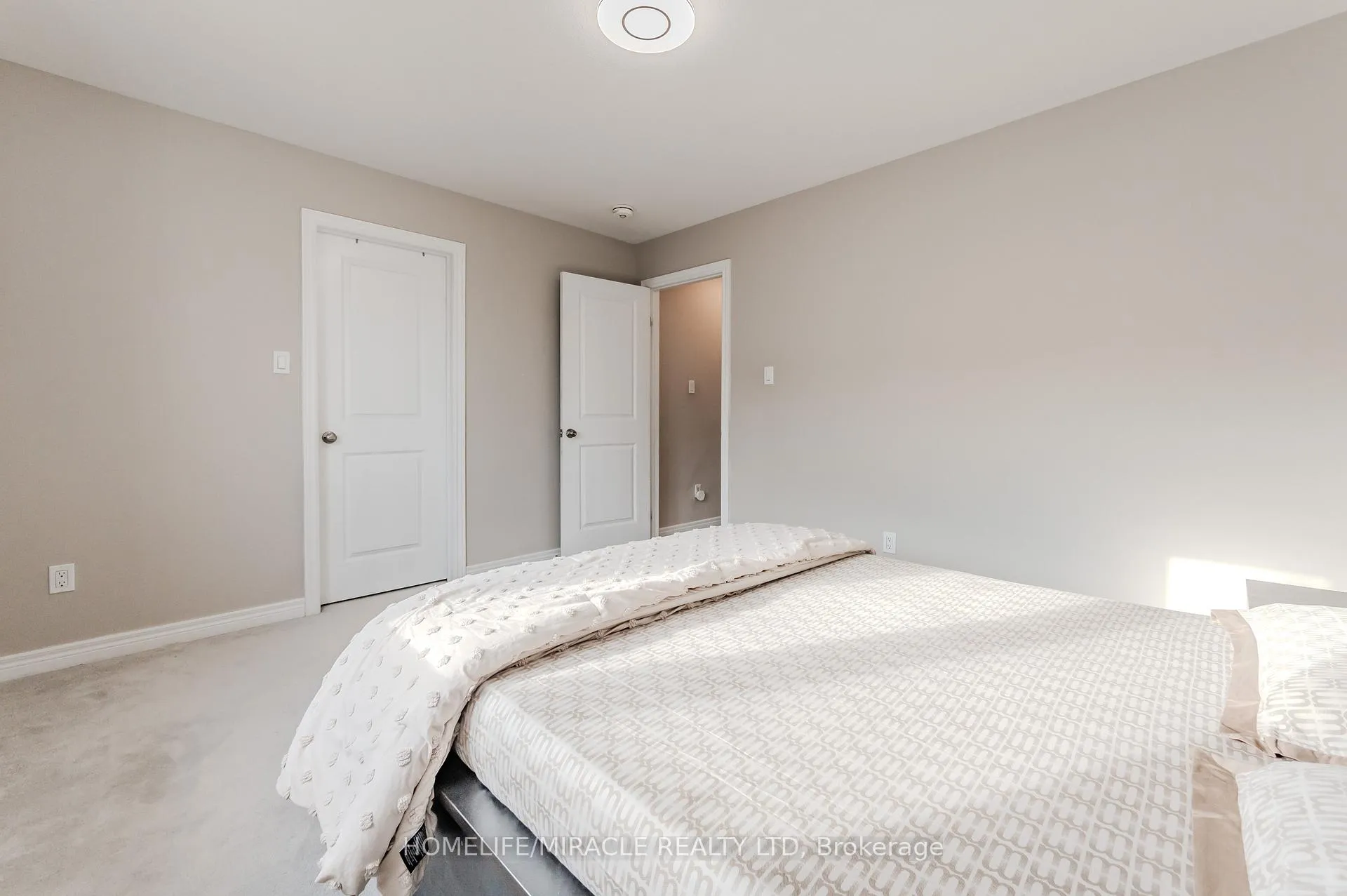 Photo 20 of 481 Rivertrail Avenue, Kitchener — HOMEH