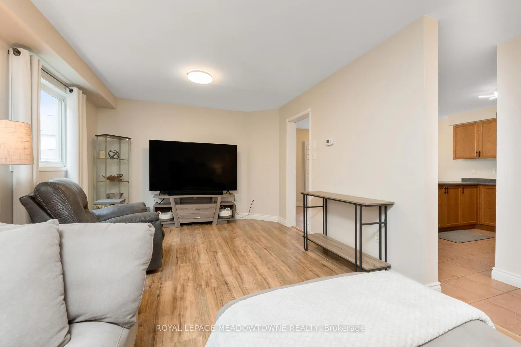 Photo 6 of 143 Porchlight Road, Brampton, Fletcher's Creek Village — HOMEH