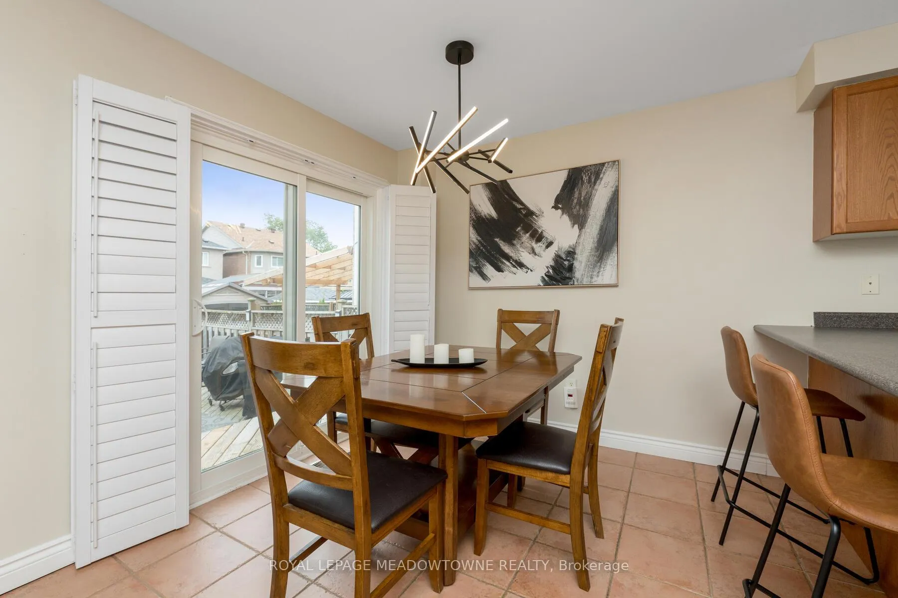 Photo 14 of 143 Porchlight Road, Brampton, Fletcher's Creek Village — HOMEH