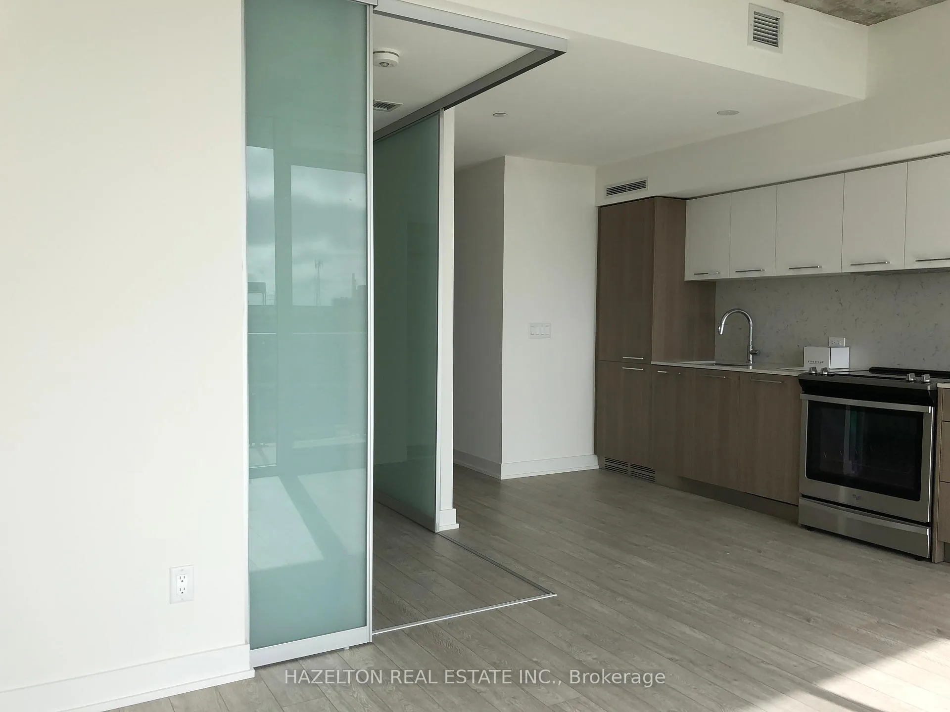 Photo 13 of Unit 815, 15 Baseball Place, Toronto, South Riverdale — HOMEH